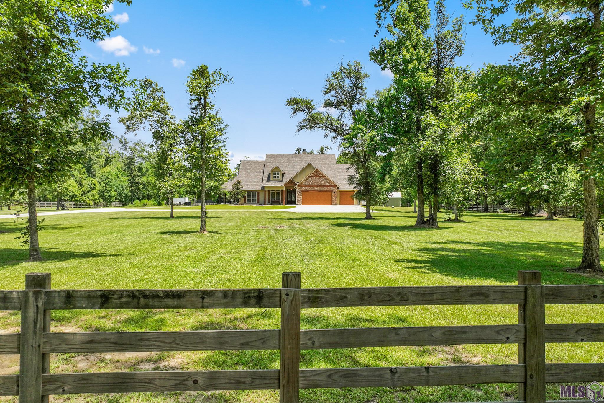 27605 Patterson Road, Springfield, LA 70462 — photo 3