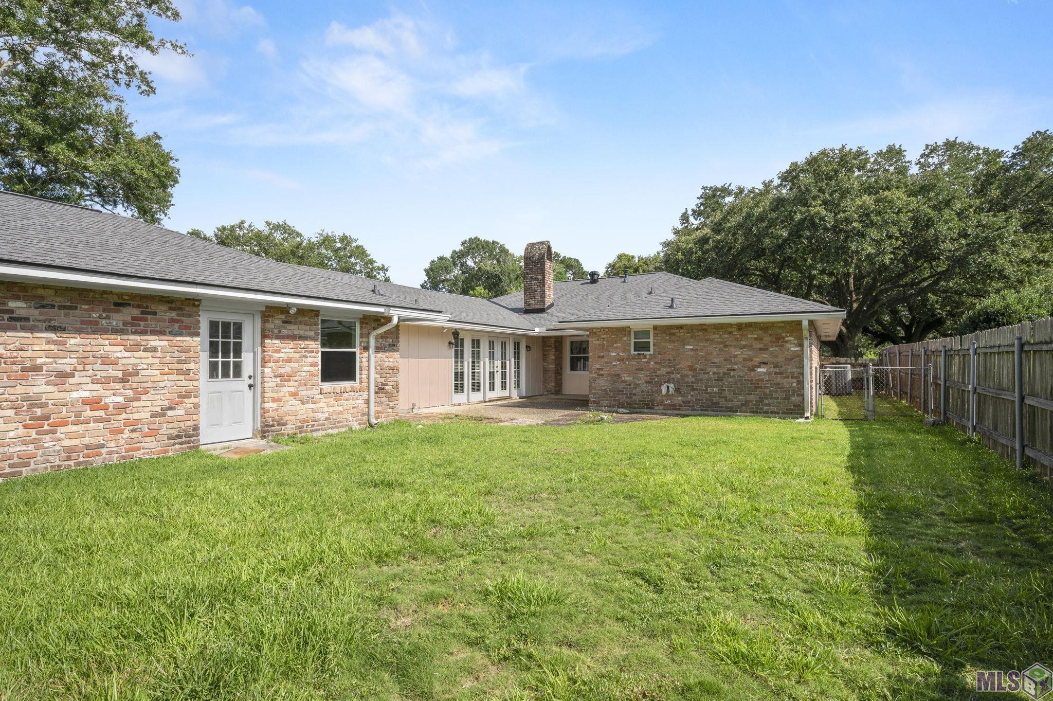 10615 Rondo Avenue, Baton Rouge, LA 70815 — photo 3
