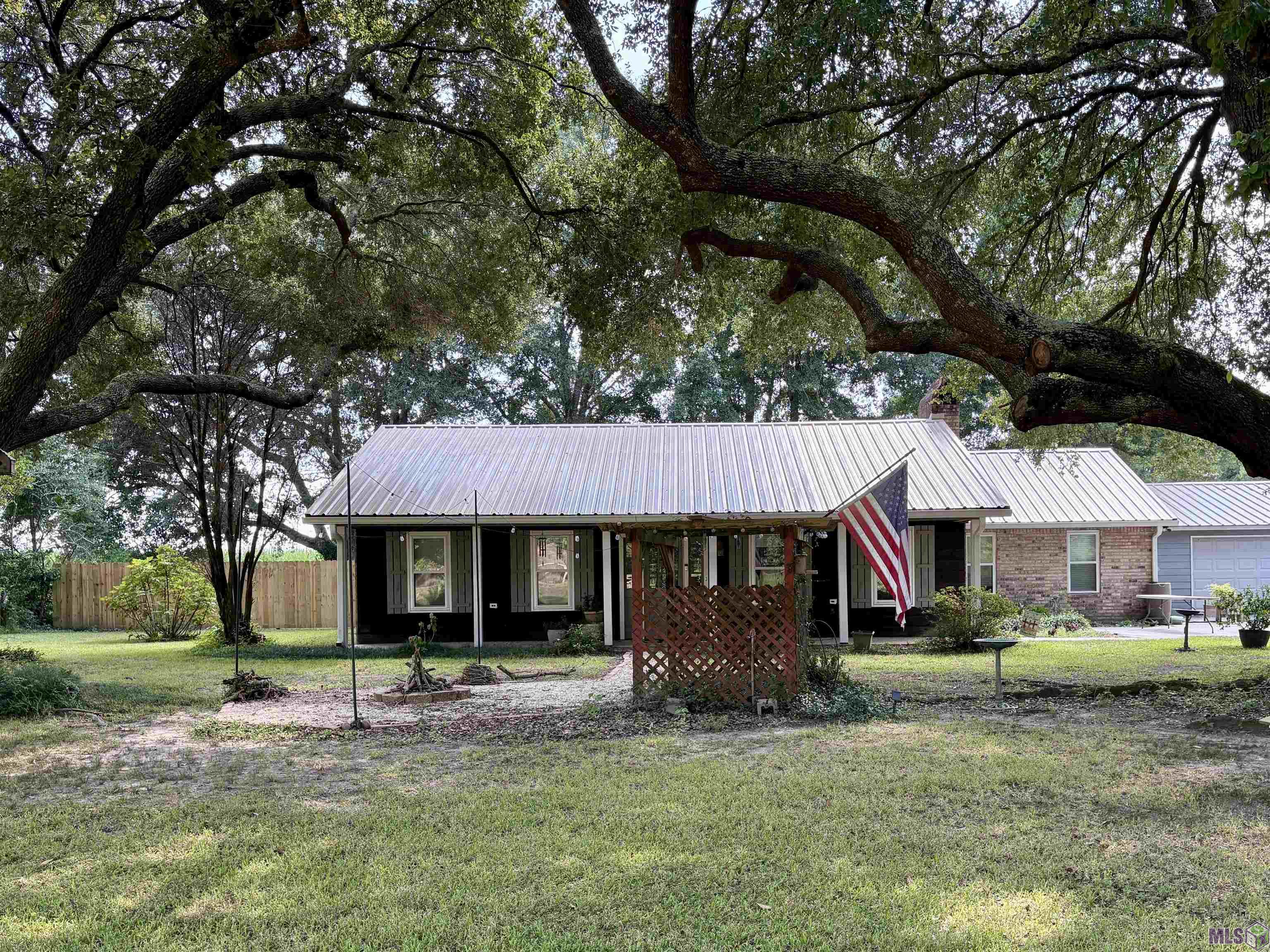 1177 Valverda Road, Maringouin, LA 70757