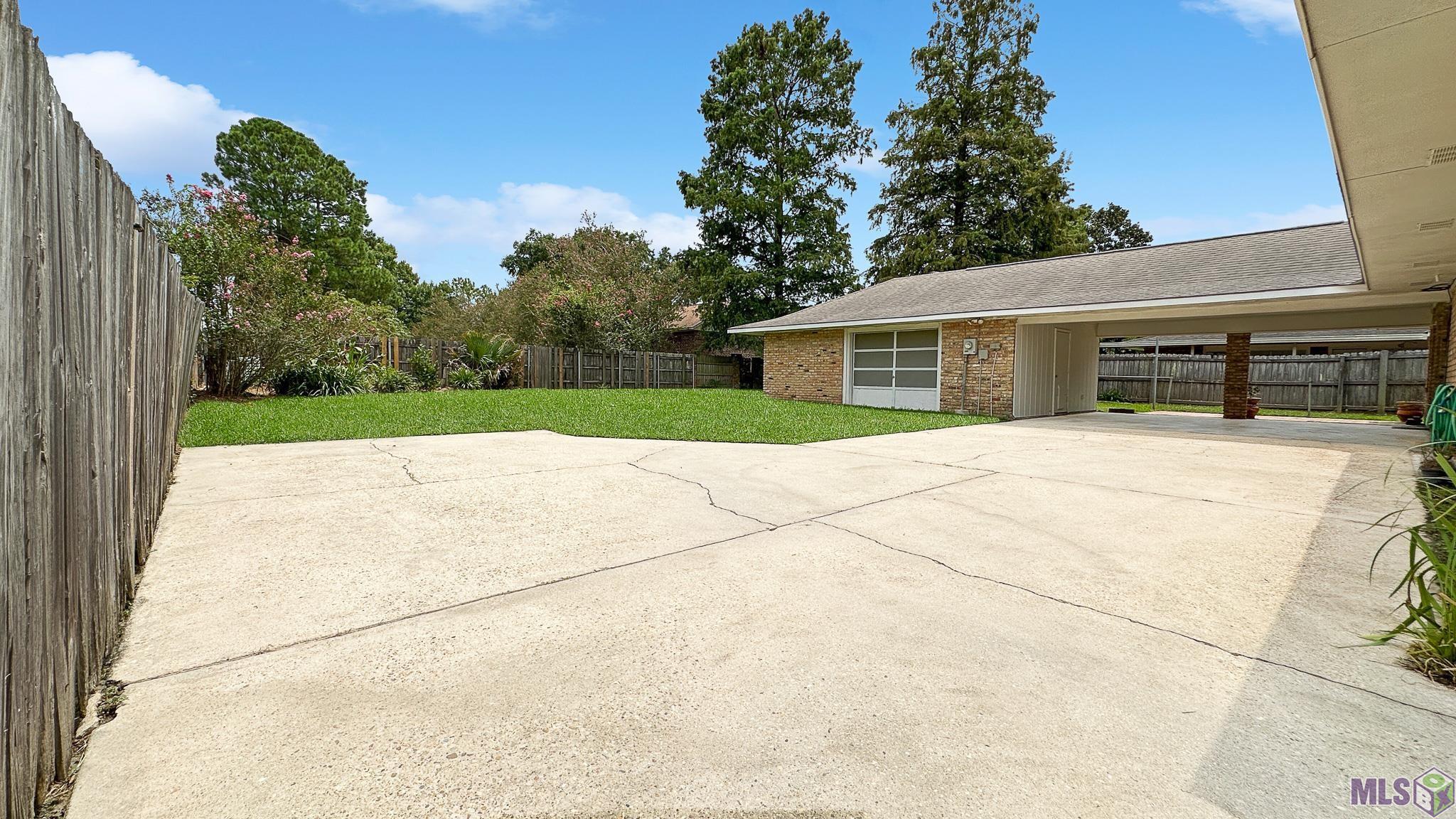 1740 Rue Crozat, Baton Rouge, LA 70810 — photo 2