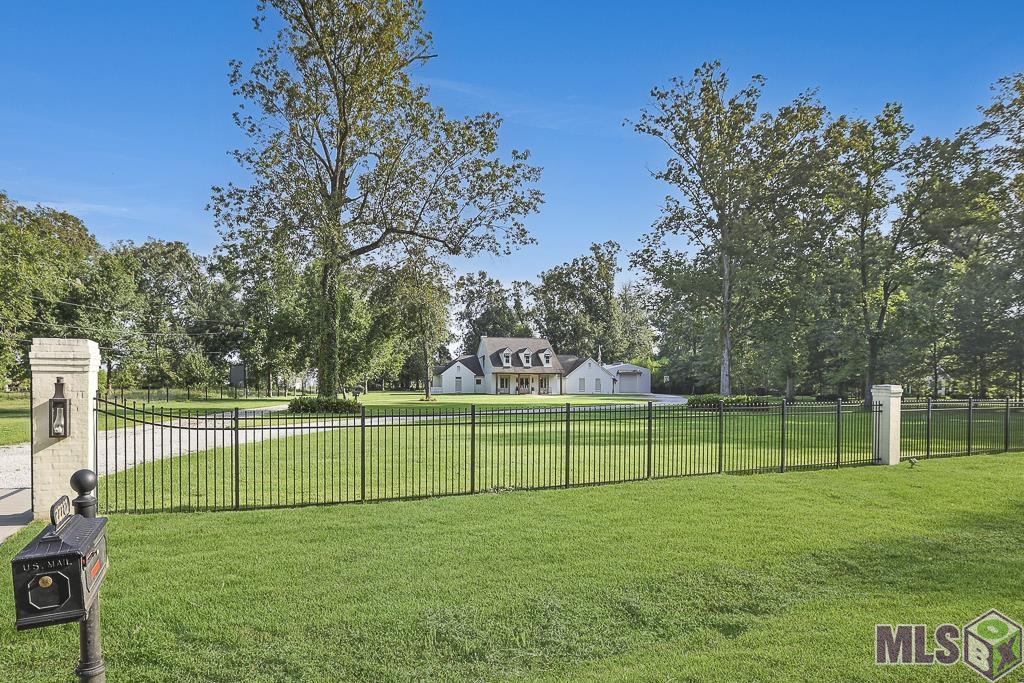 22281 Hoo Shoo Too Road, Baton Rouge, LA 70817