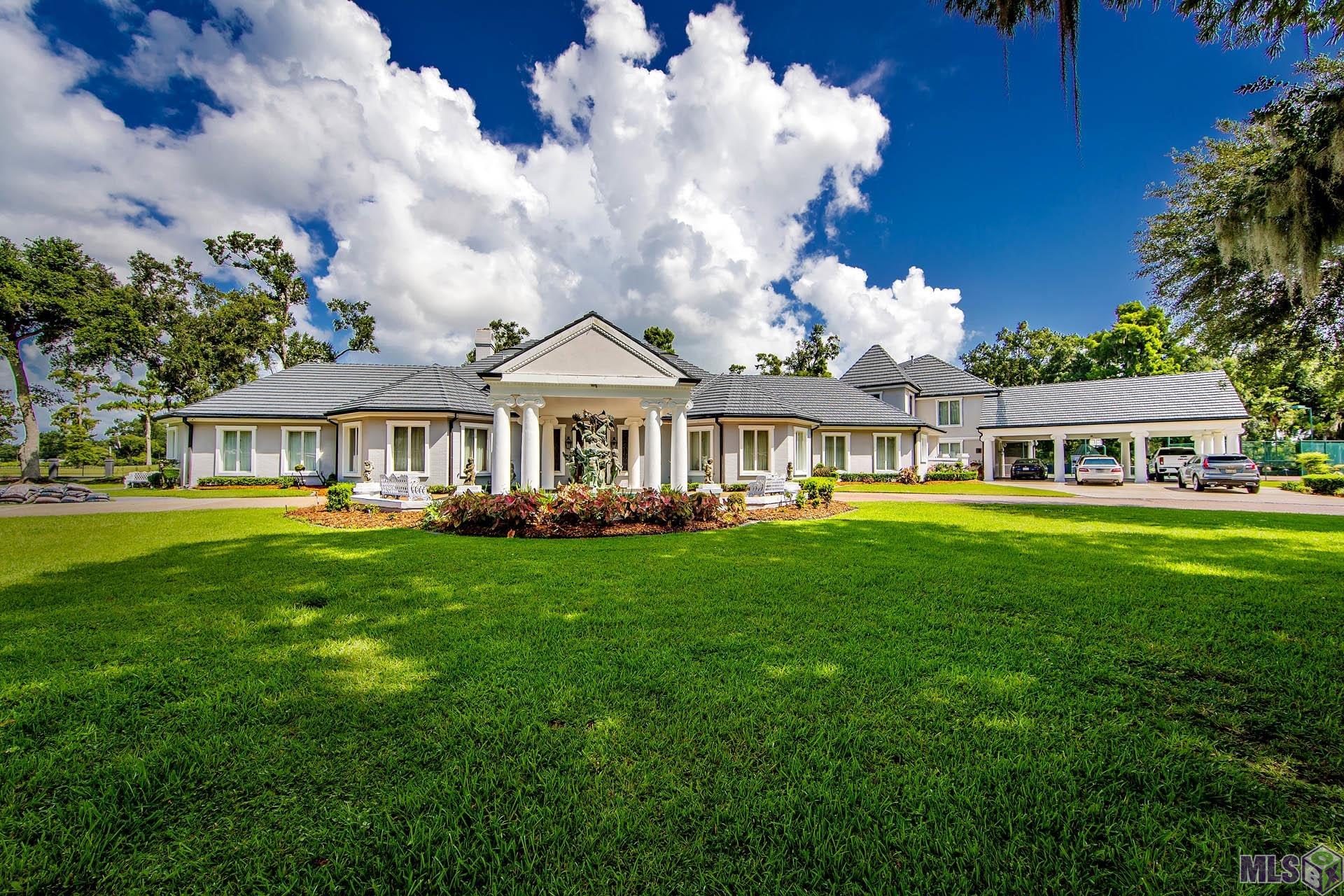 444 Oak Alley Dr — photo
