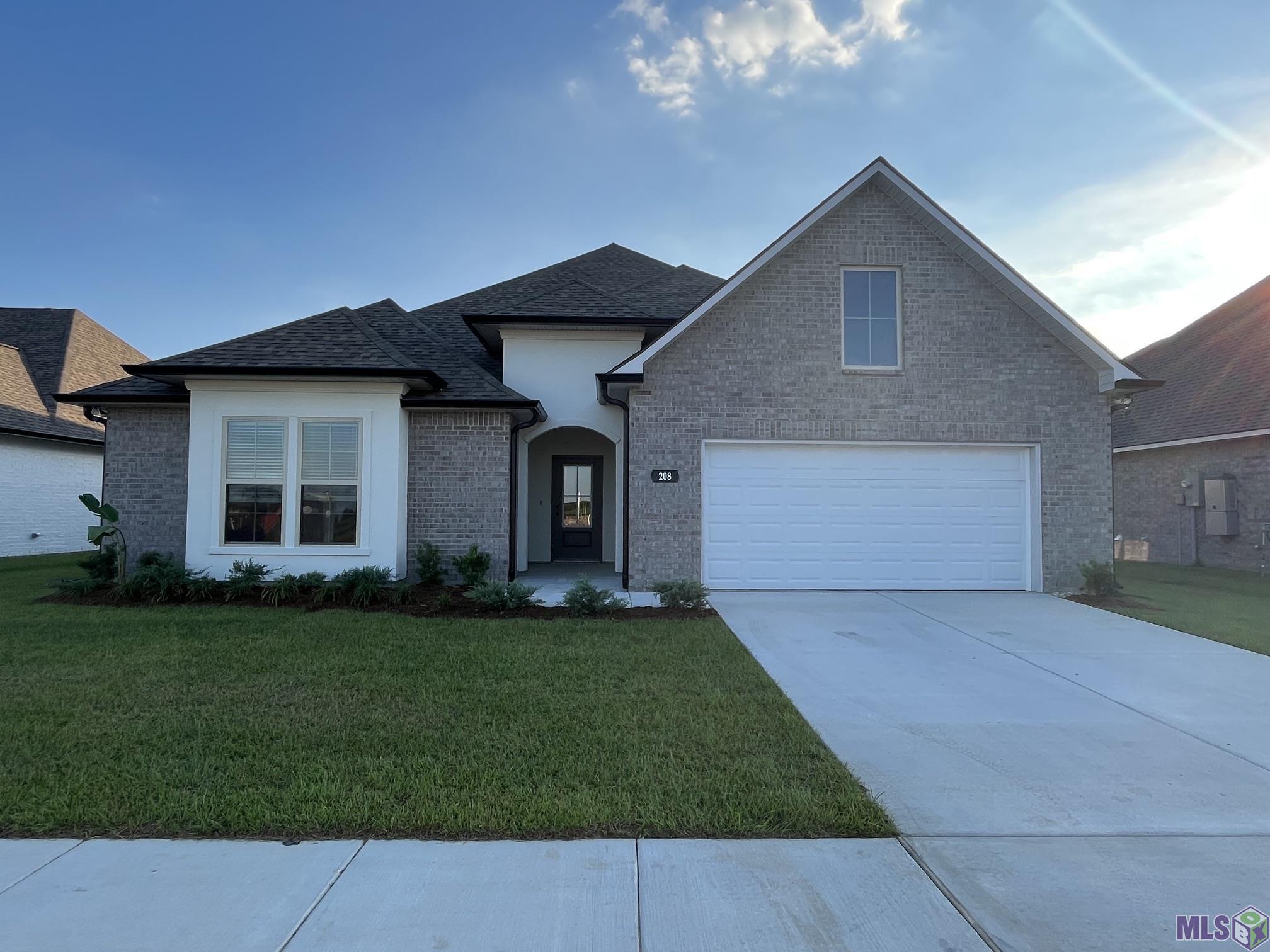 208 Spring Grove Loop, Thibodaux, LA 70301
