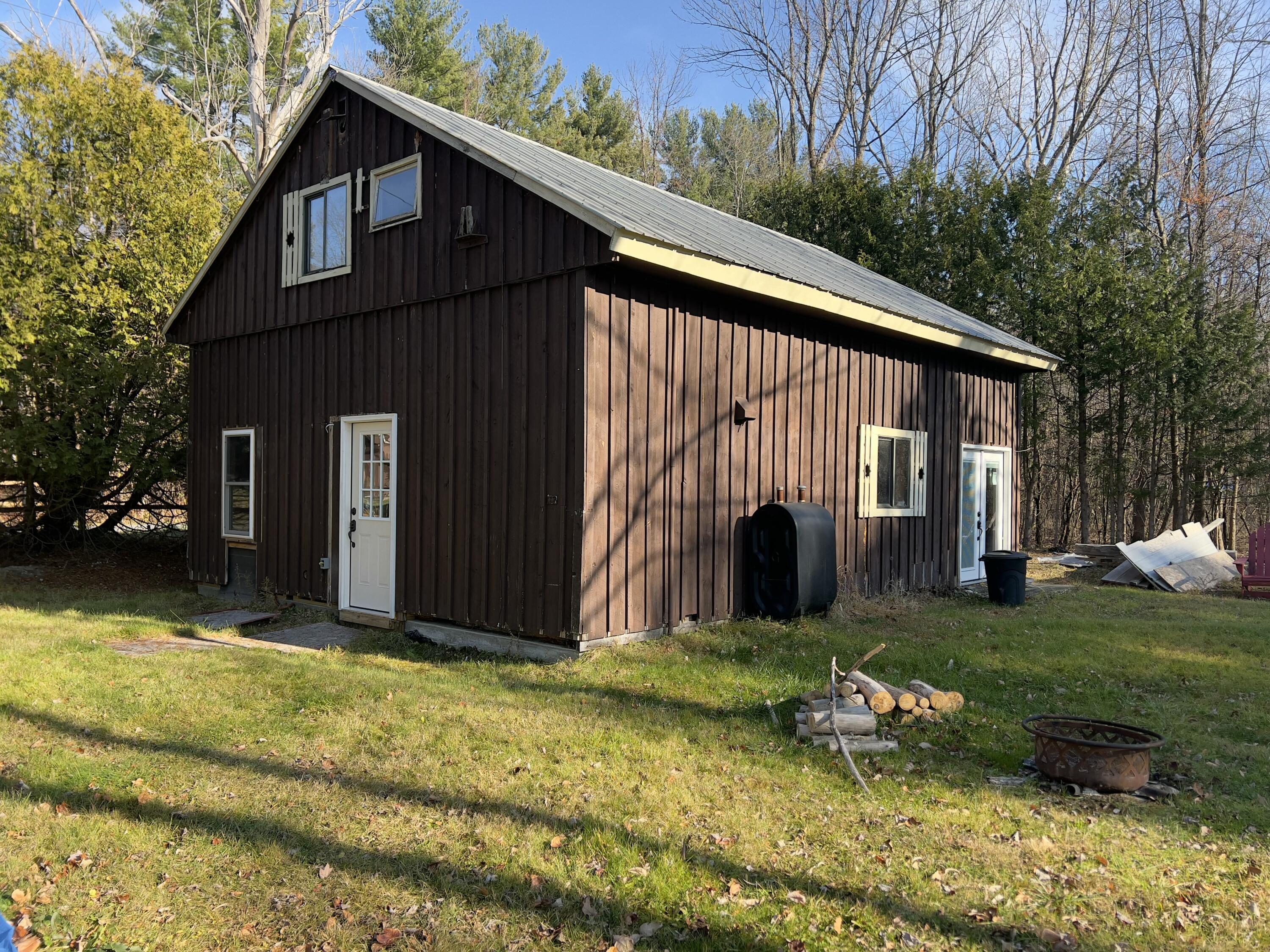 712 Point Road — photo