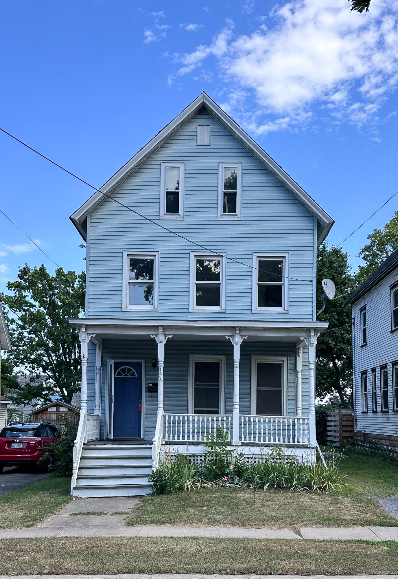 126 Oak Street — photo