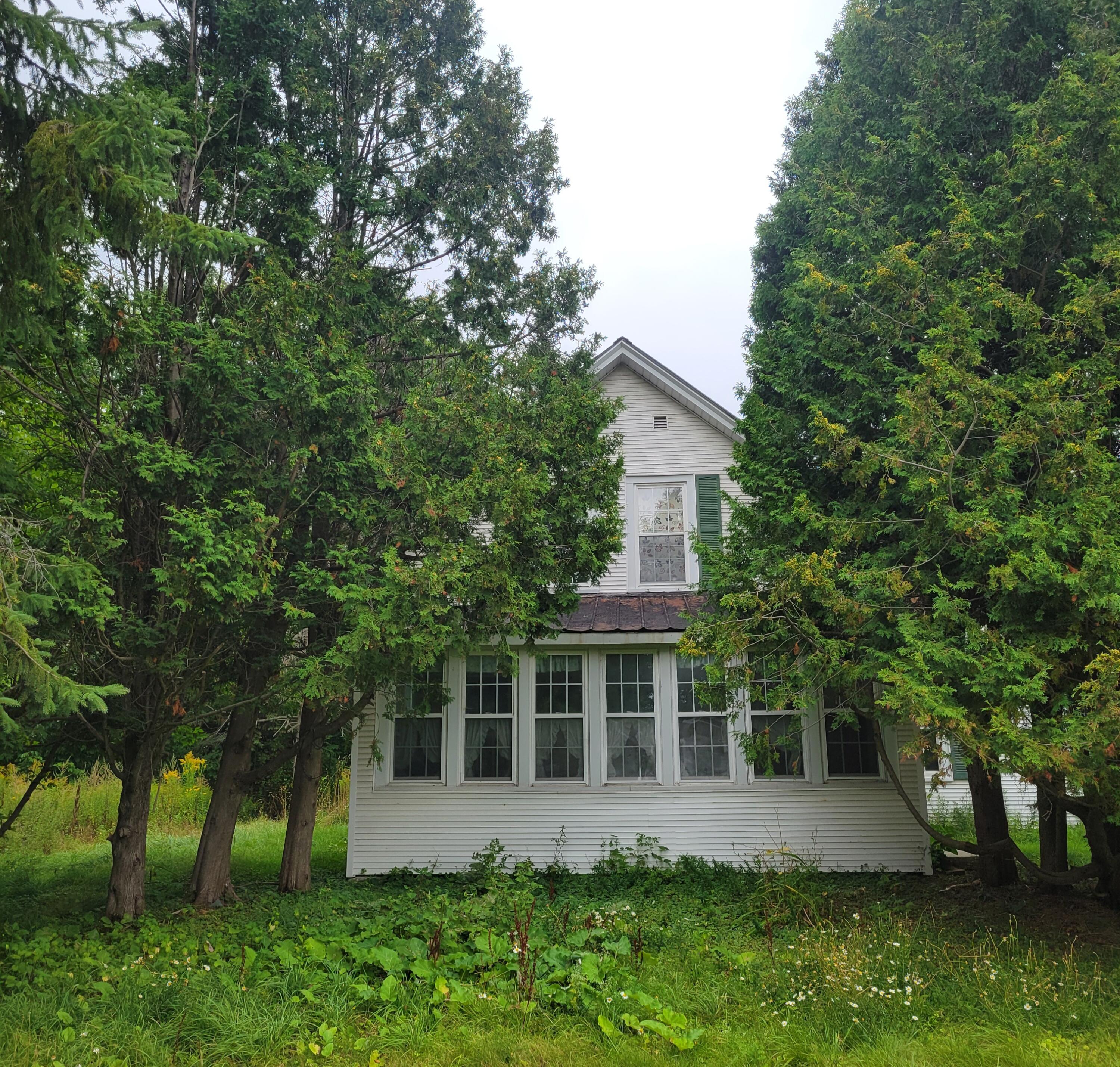 860 Route 374 — photo