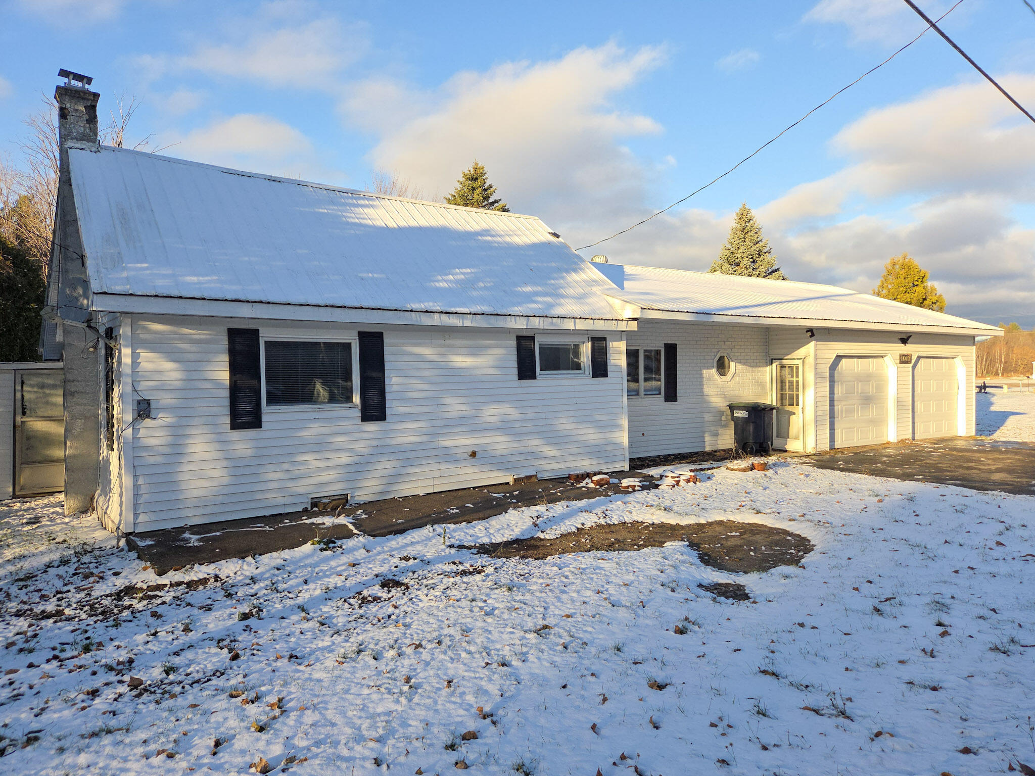 1017 State Route 11 — photo