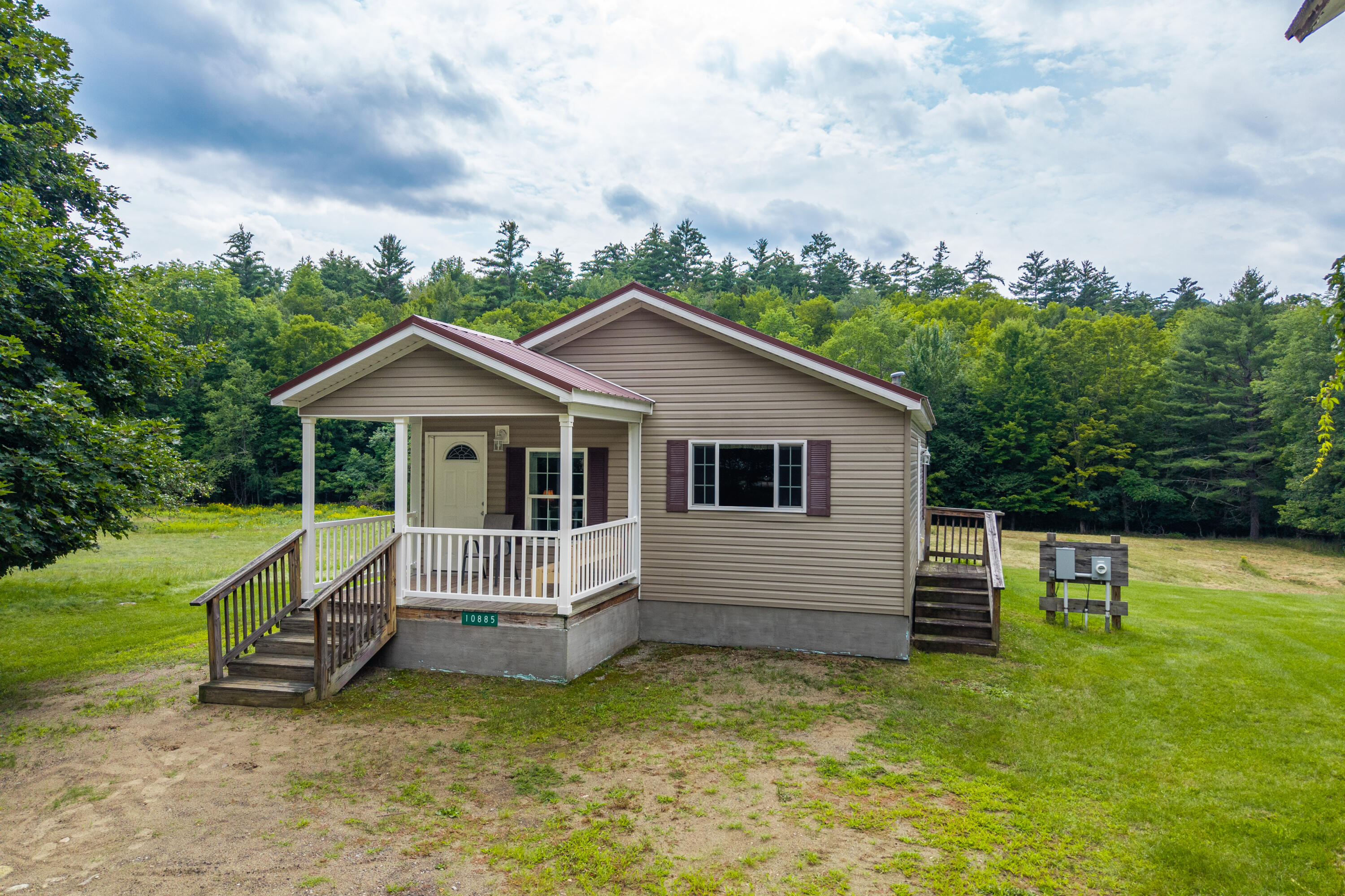 10885 Nys Rt. 9N — photo
