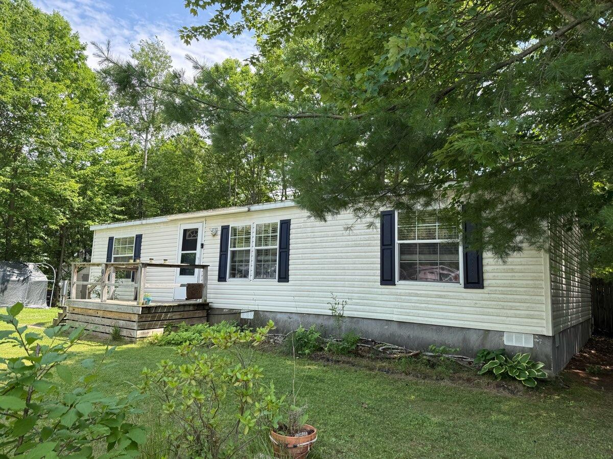 9 Mallard Drive — photo