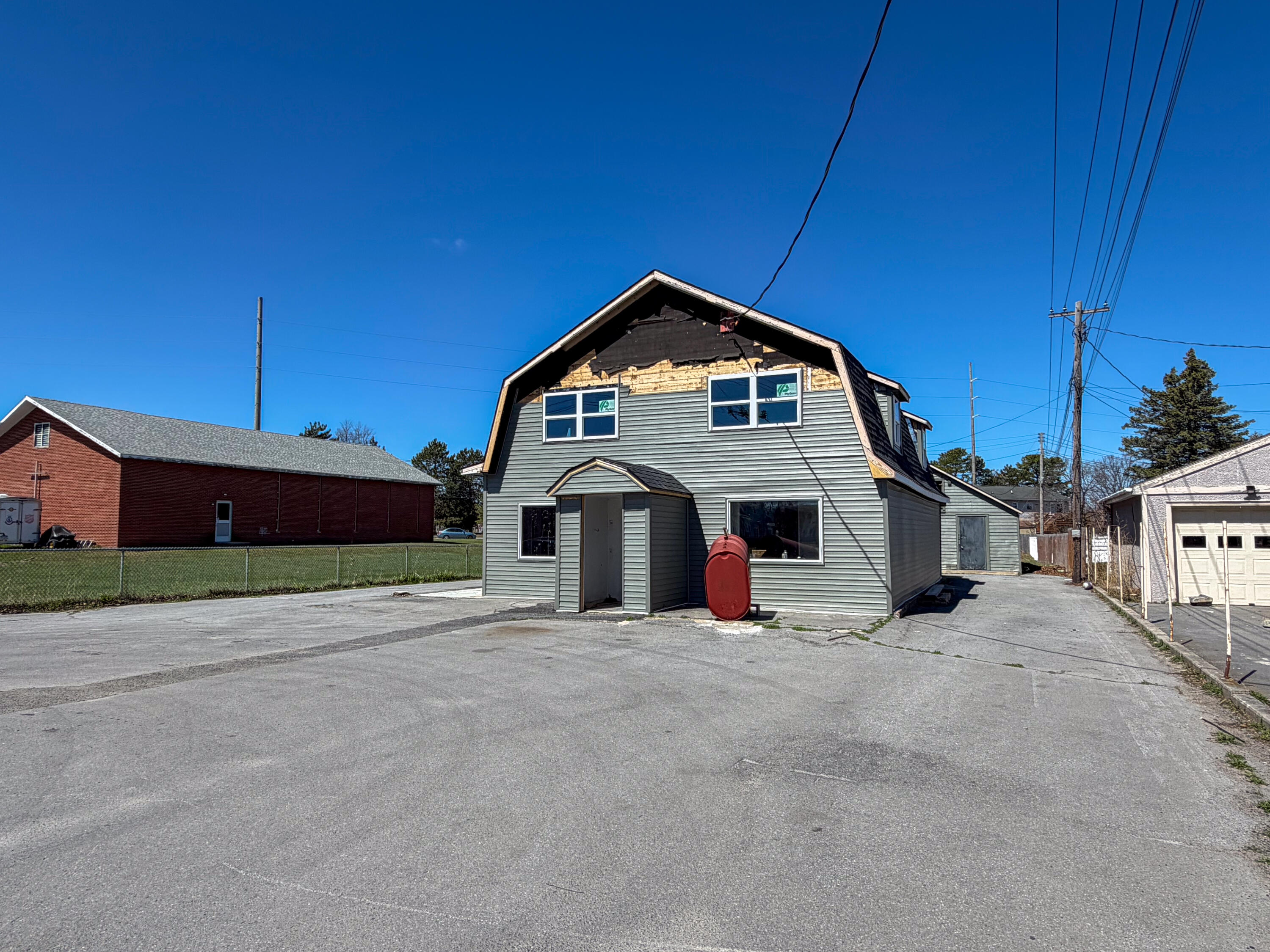 150 S Peru Street — photo