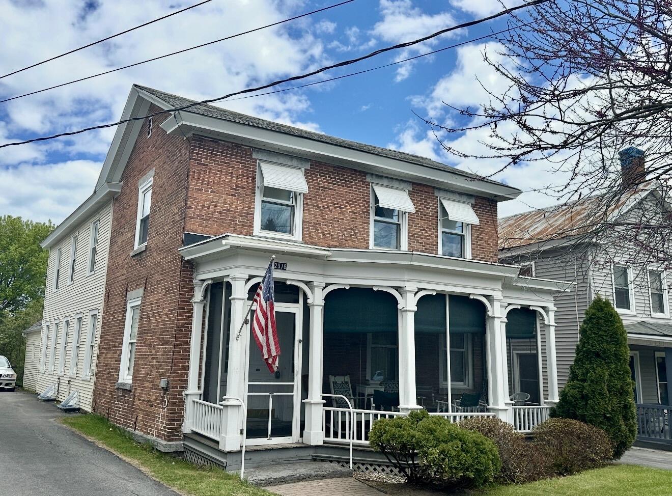 2978 Main Street — photo