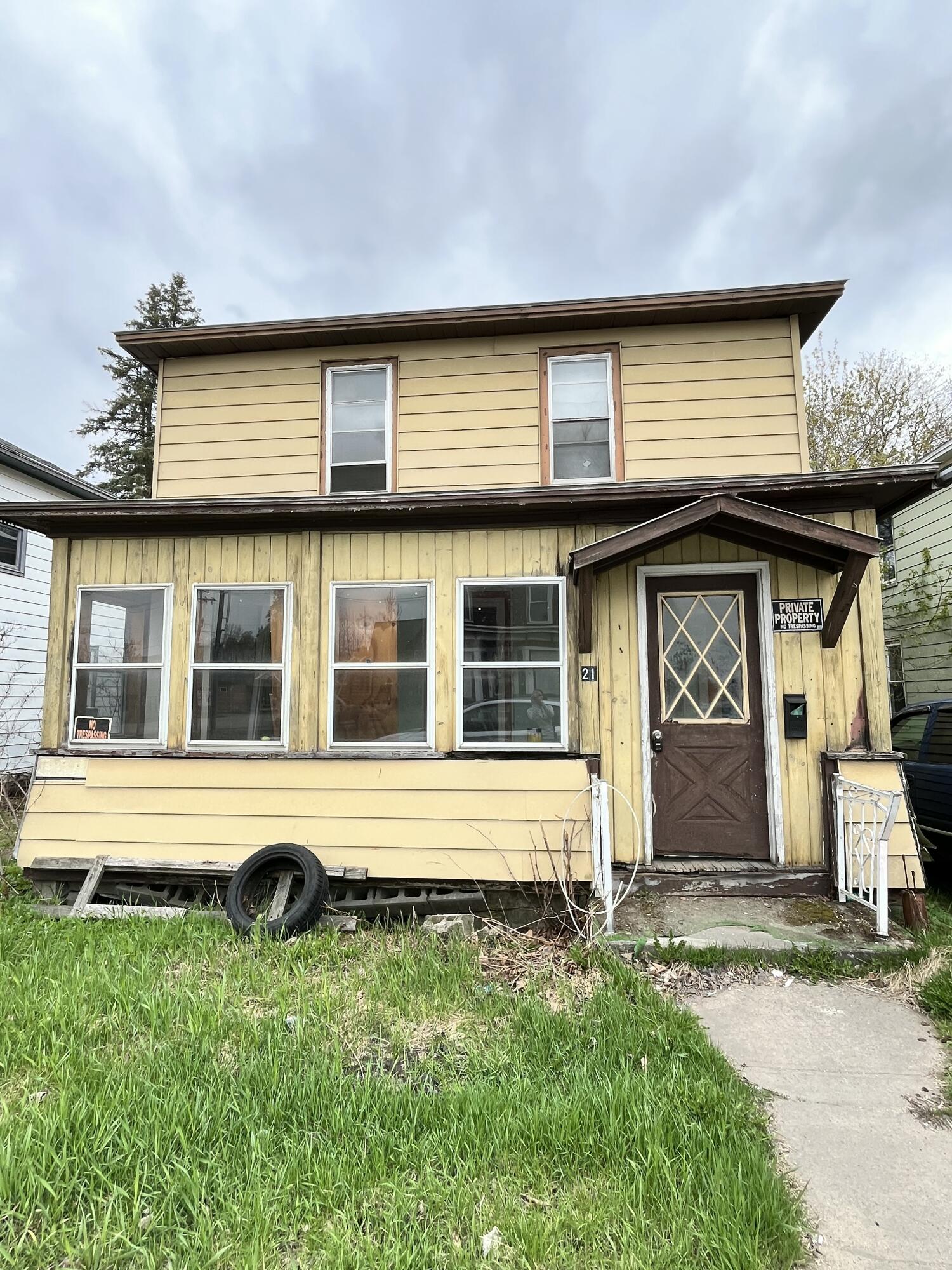 21 Main Street — photo