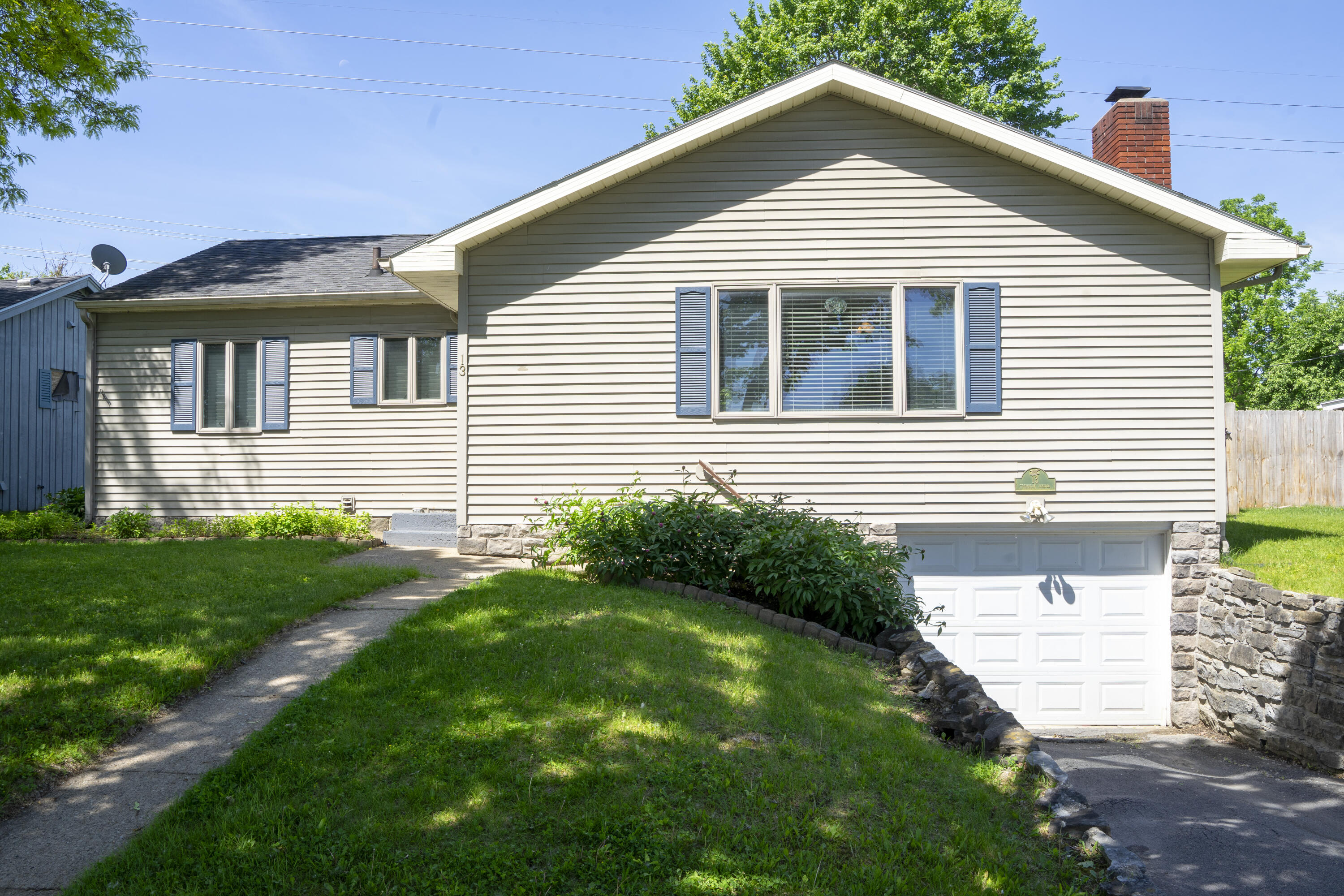 13 Tremblay Avenue — photo
