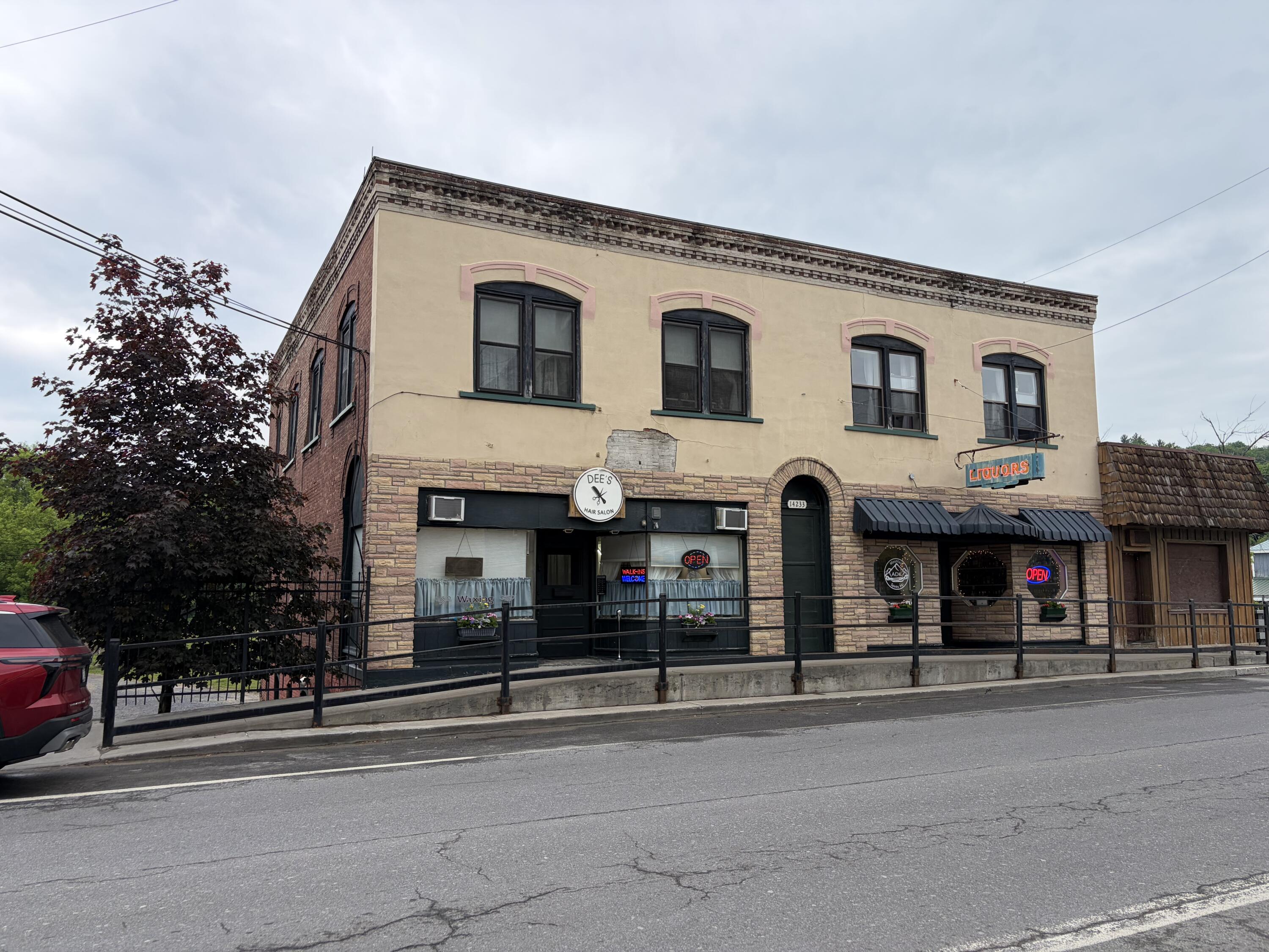 14233 Route 9N — photo