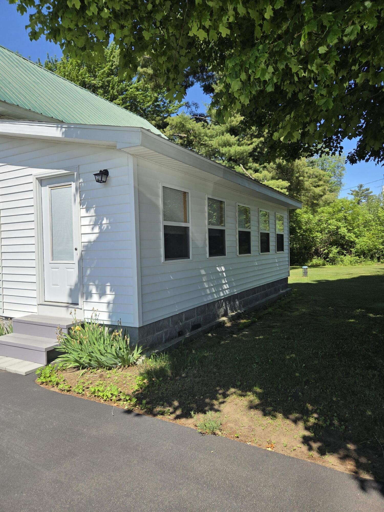 38 County Highway 21 — photo