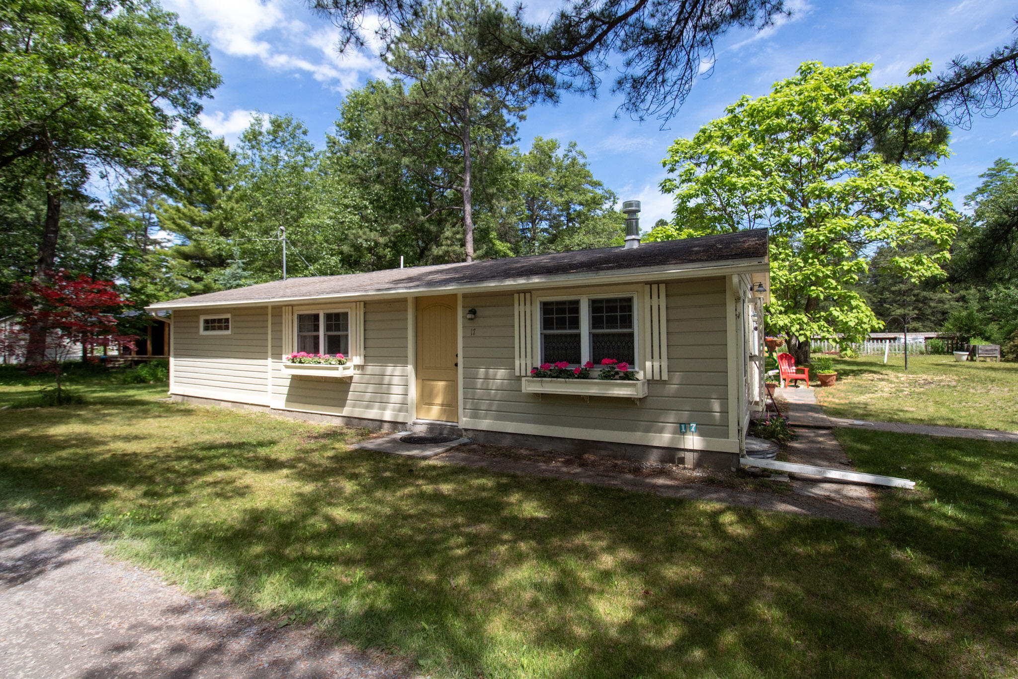 17 Ausable Beach Road — photo