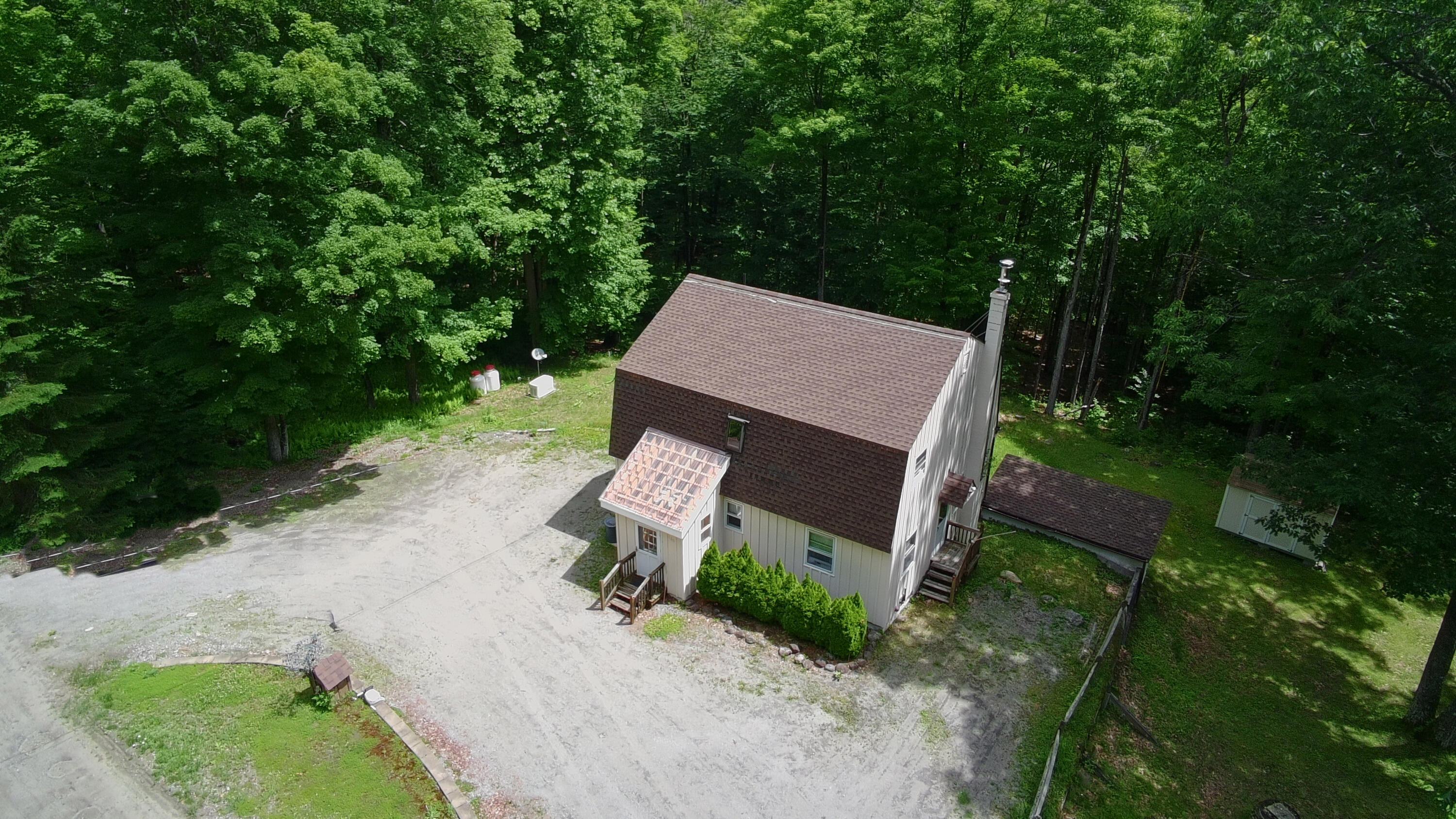 160 Antler Lake Road — photo