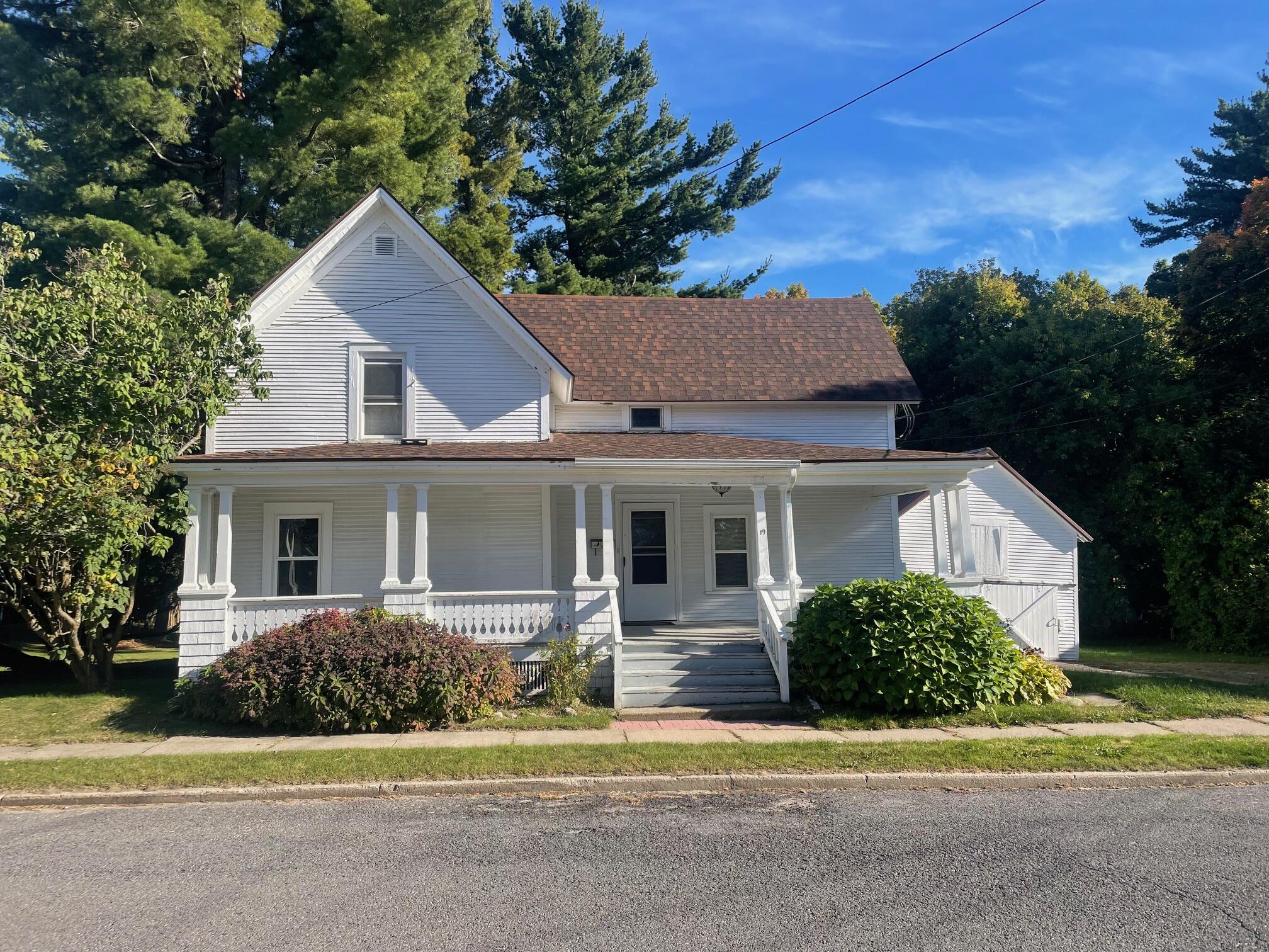19 Cedar Street — photo