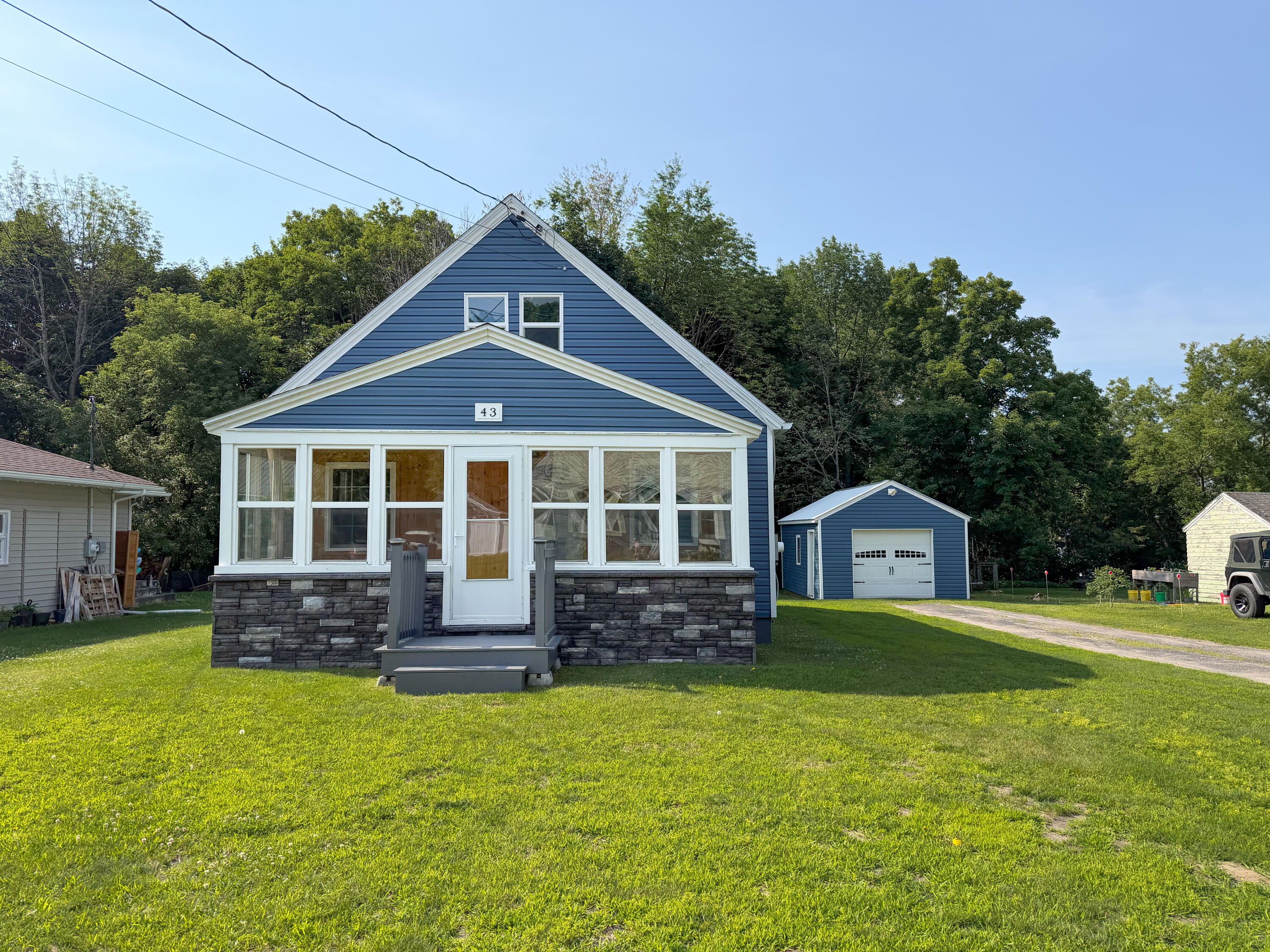 43 Pleasant Street — photo