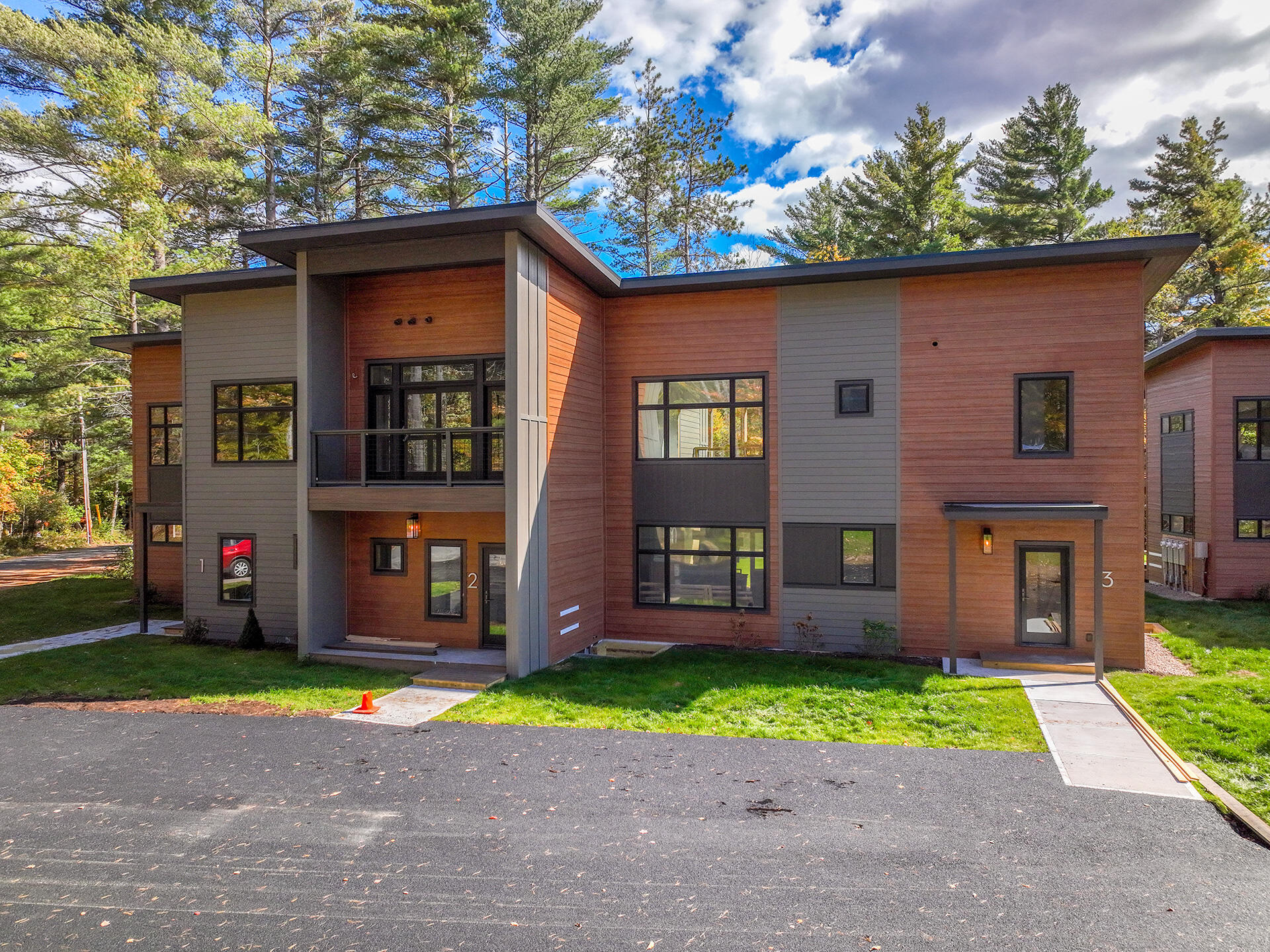 12 Bowman Lane, 1 — photo