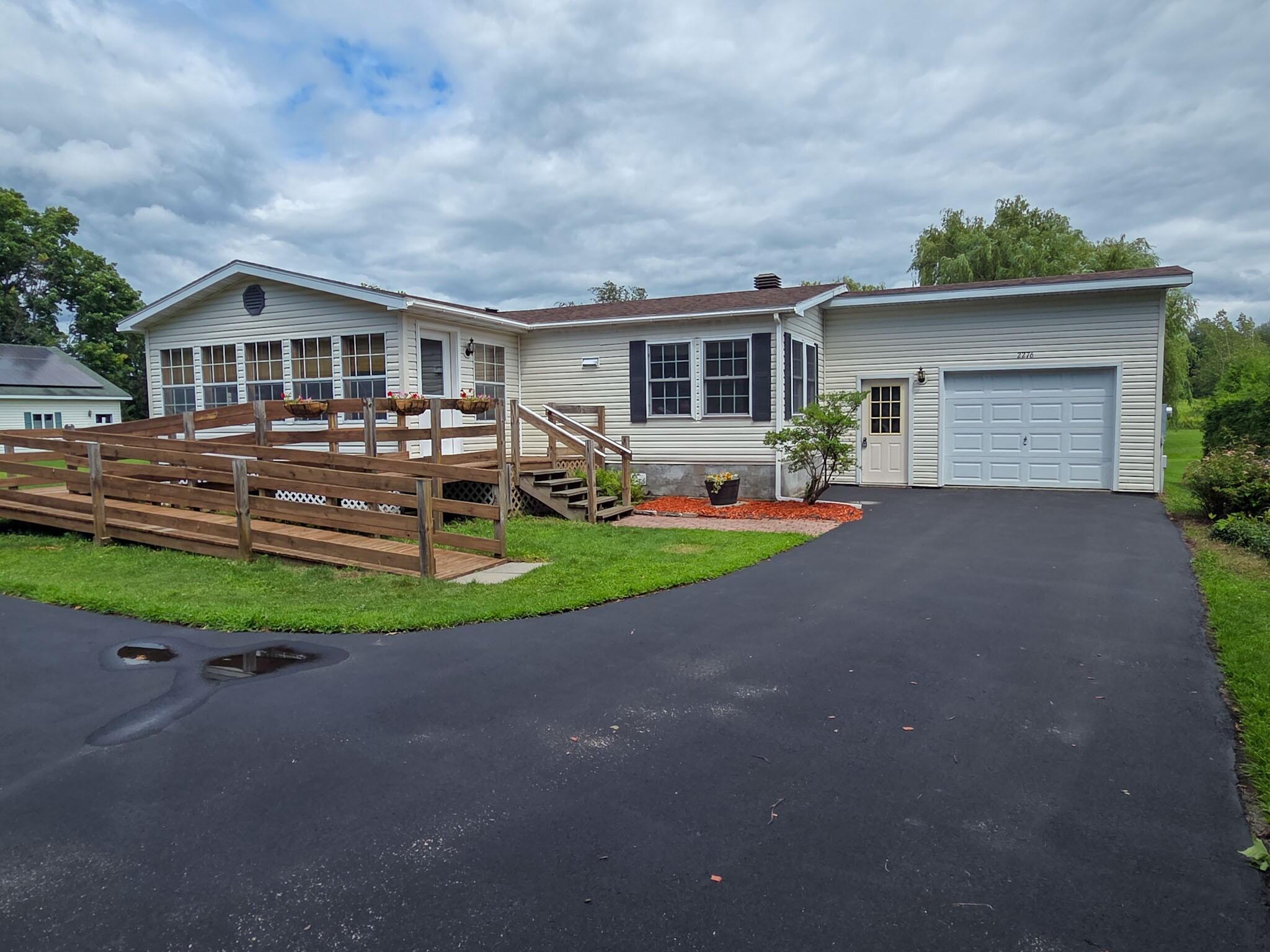 2276 County Route 5 — photo