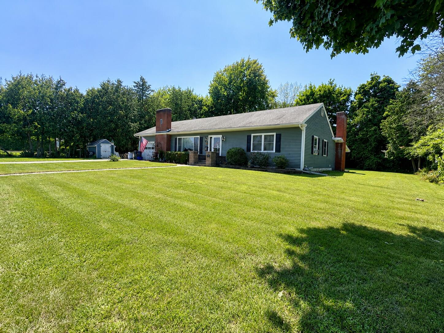 32 Ollivetti Place — photo