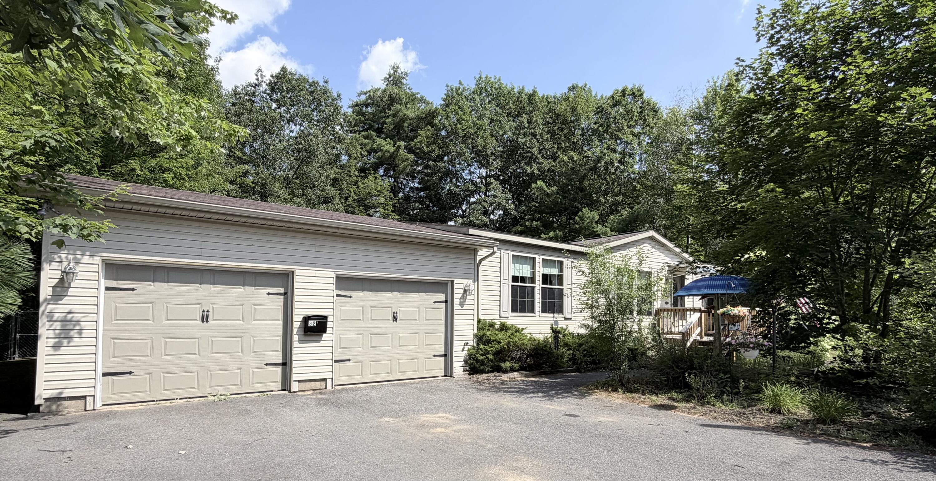 32 Foxfire Drive, Plattsburgh, NY 12901 — photo 2