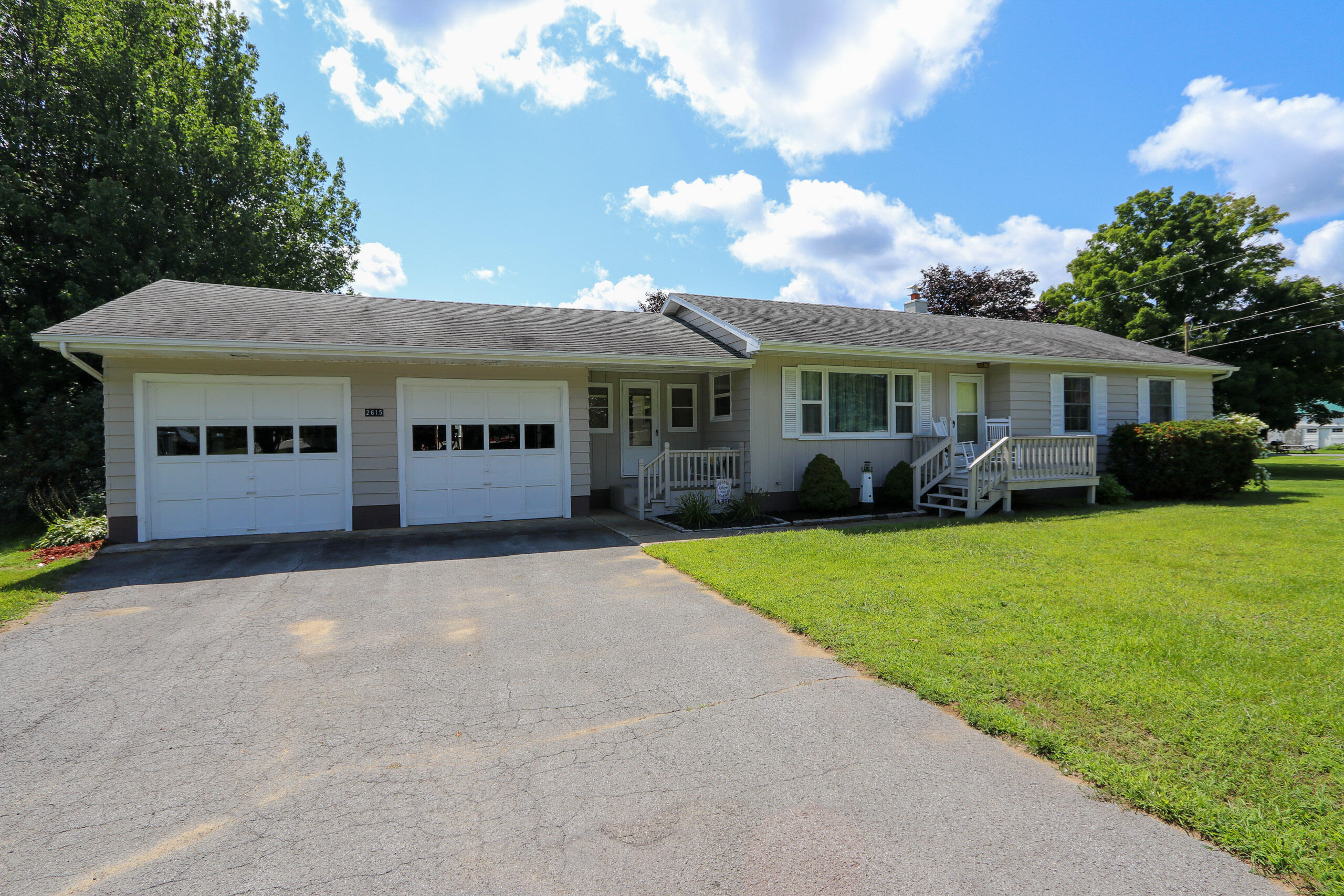 2615 Route 11 — photo