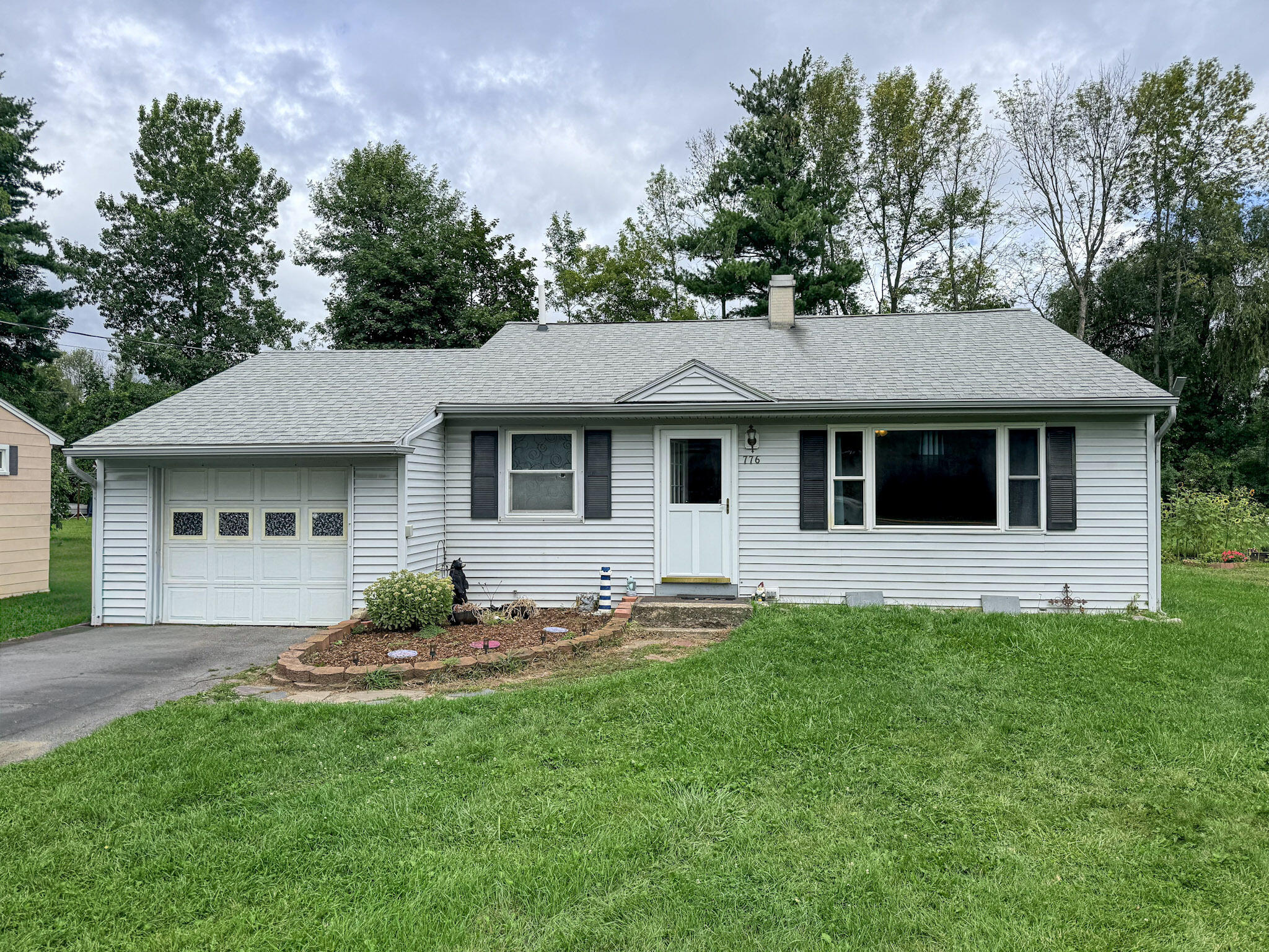 776 Bear Swamp Road — photo