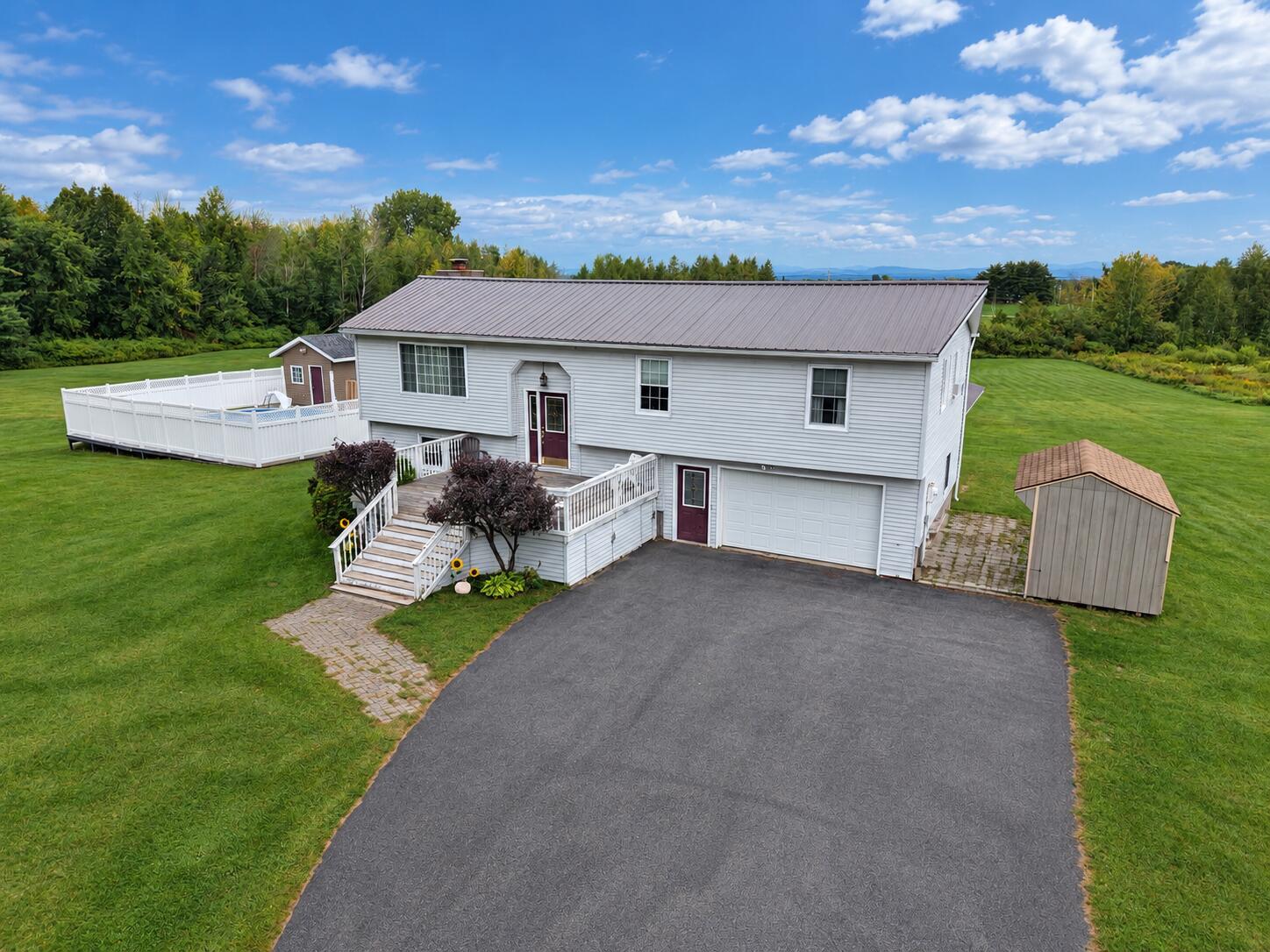 14 Carriage Hill — photo