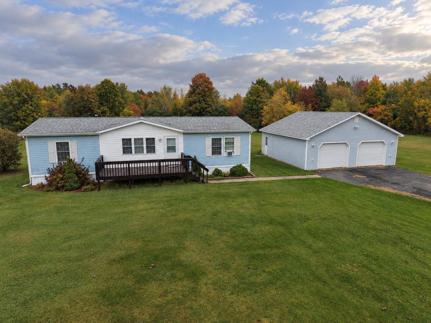 8772 Route 22 — photo