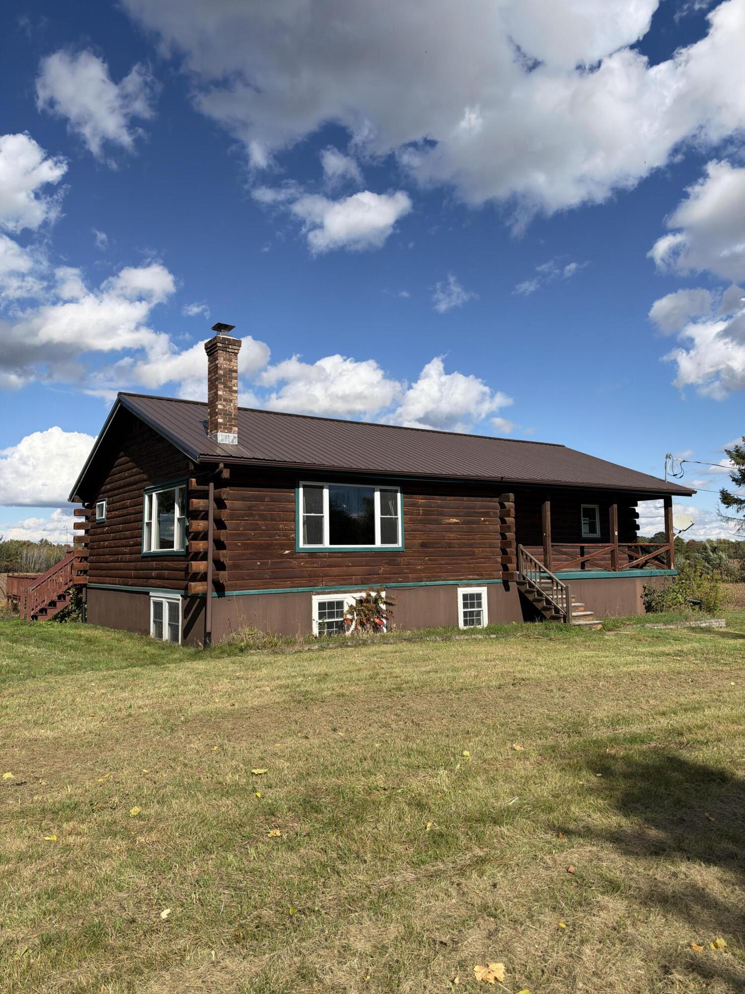33 Raymond Drive — photo