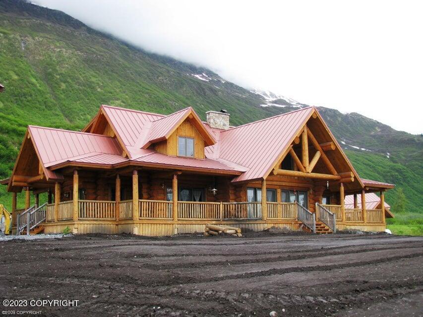 6160 Deep Lake Drive — photo