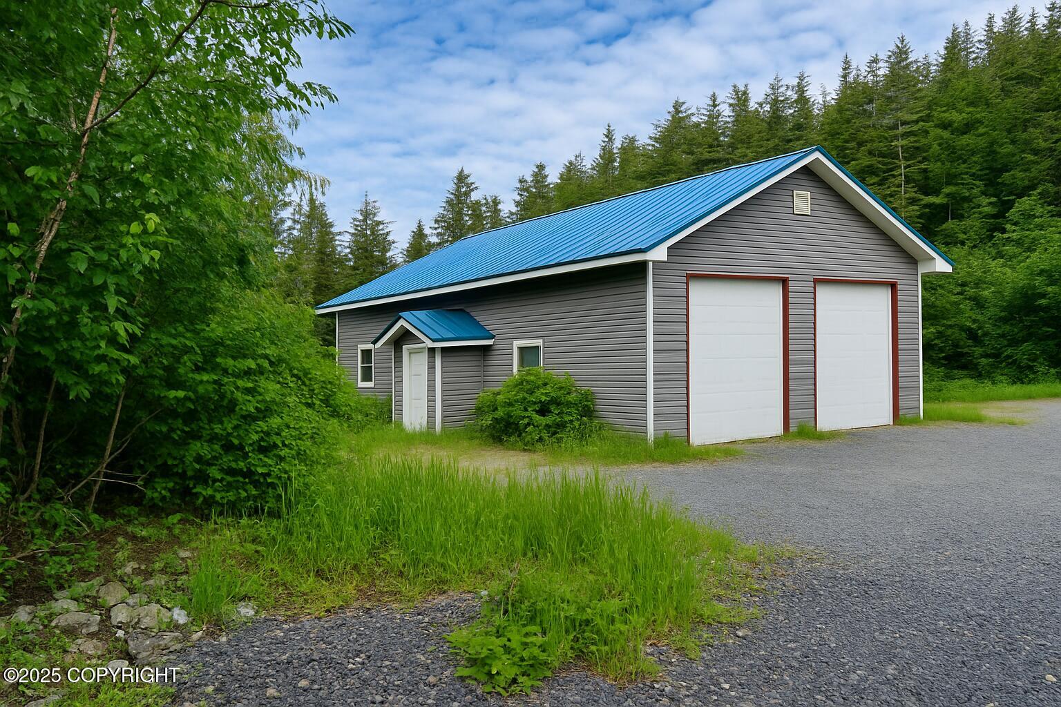 110 Crest Circle — photo