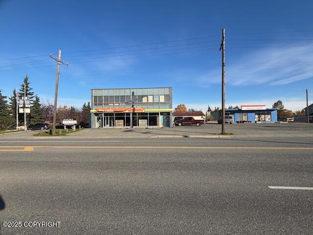 123 E Fireweed Lane — photo