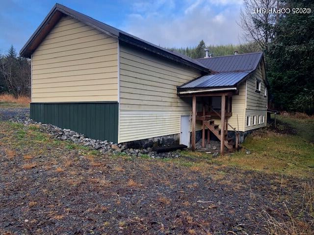 824 Lake Avenue — photo