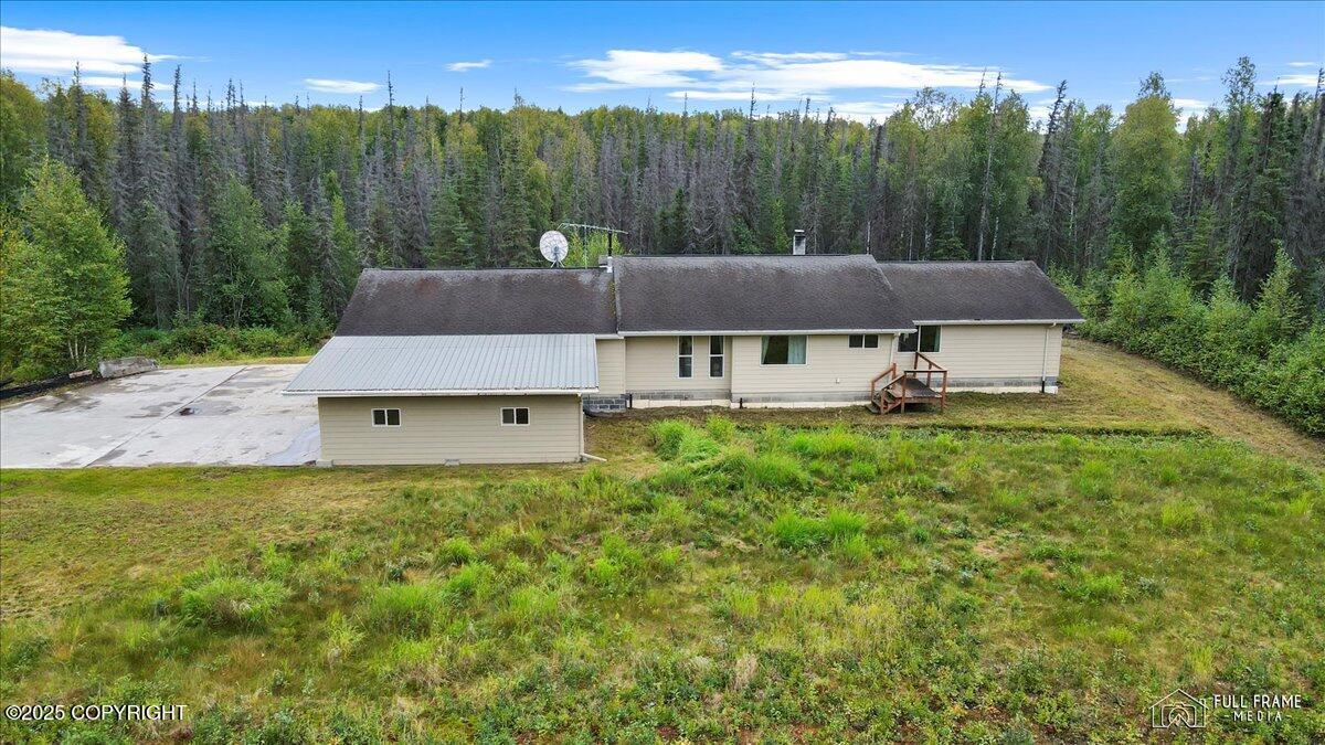 12770 W Armstrong Road — photo