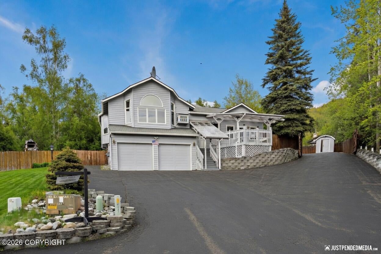 10931 Adanak Circle — photo