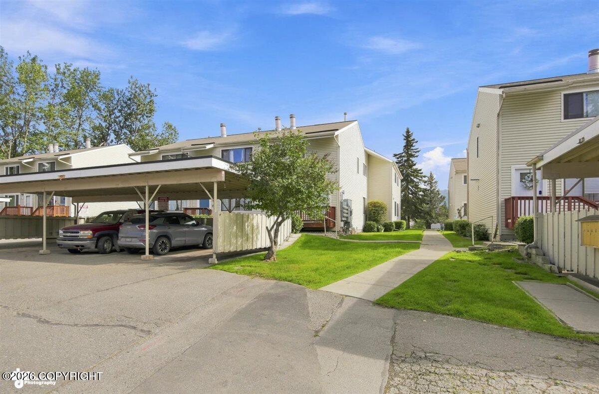 2212 Glacier Street #207 — photo