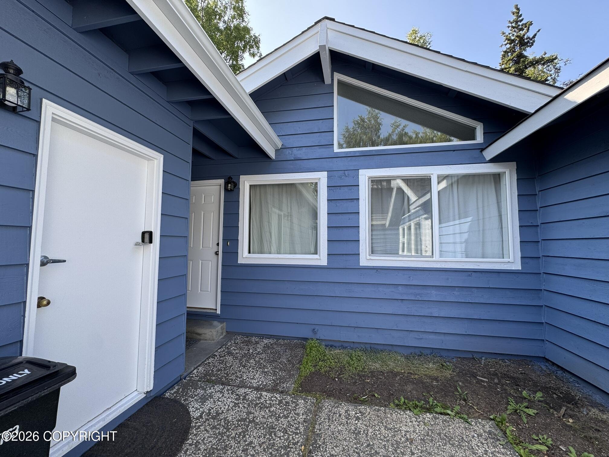 1233 Crescent Drive — photo