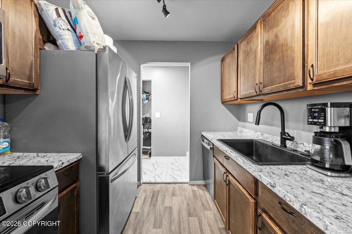 160 Grand Larry Street D7 — photo