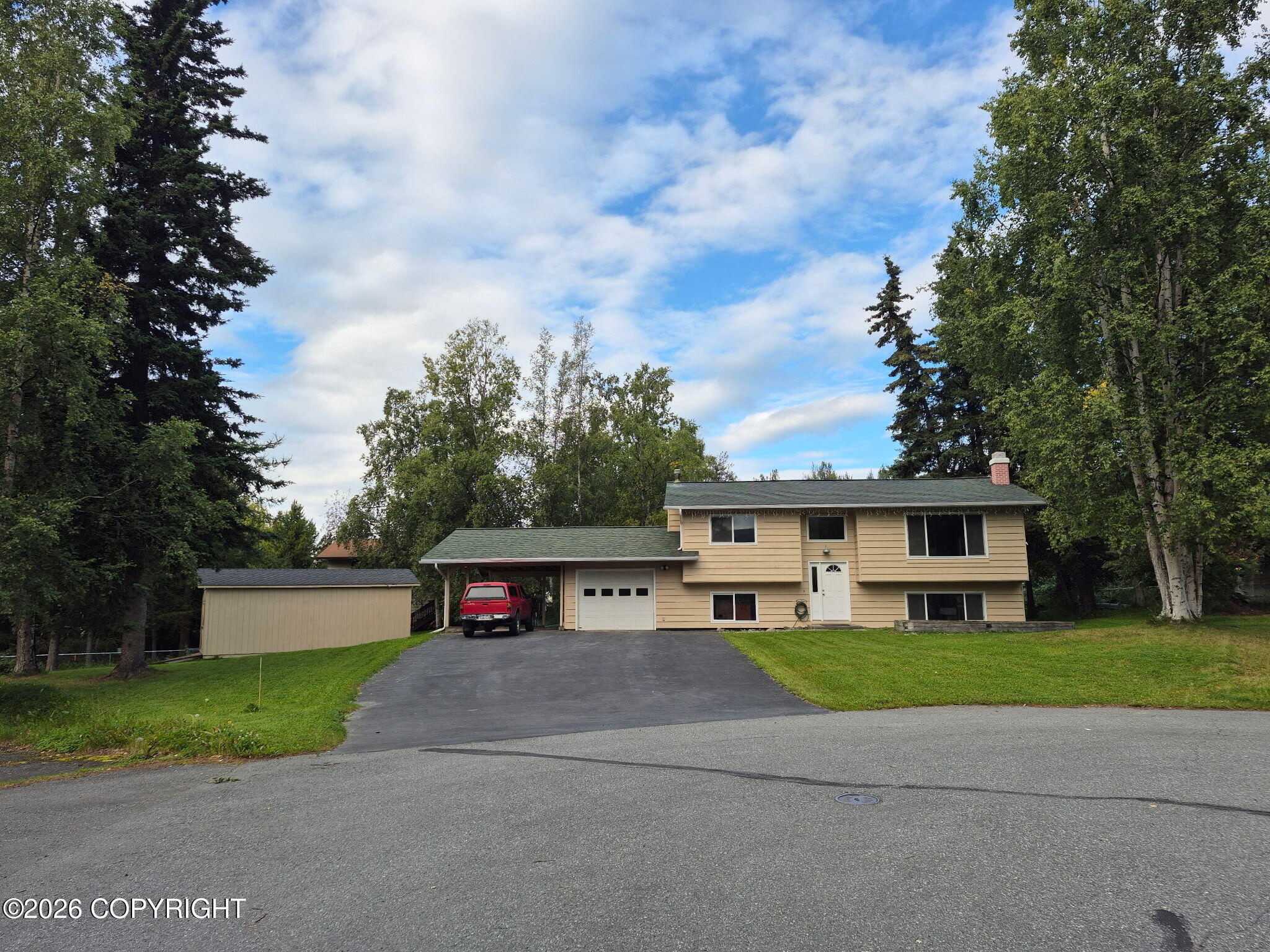 10640 Sanford Circle — photo