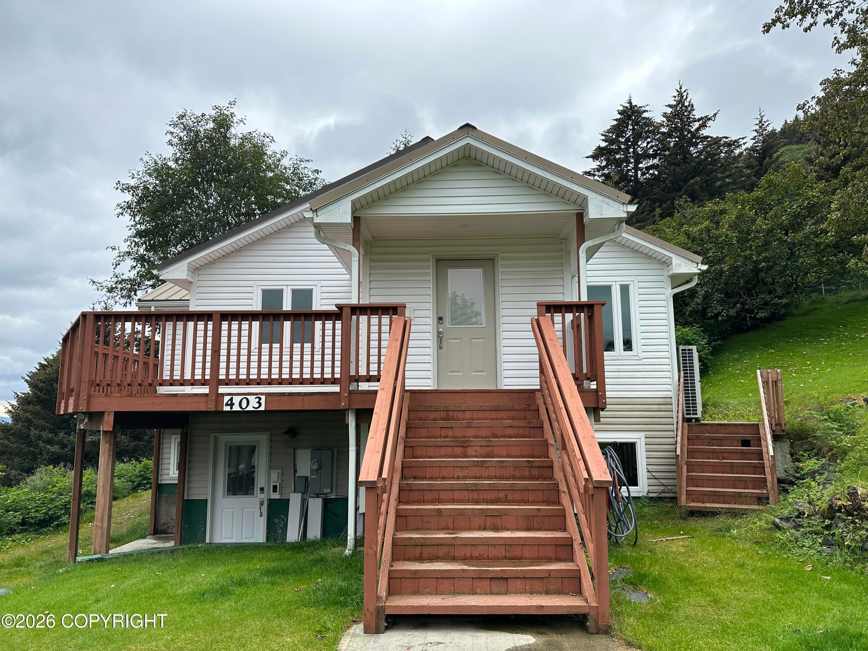 403 Lightfoot Street — photo