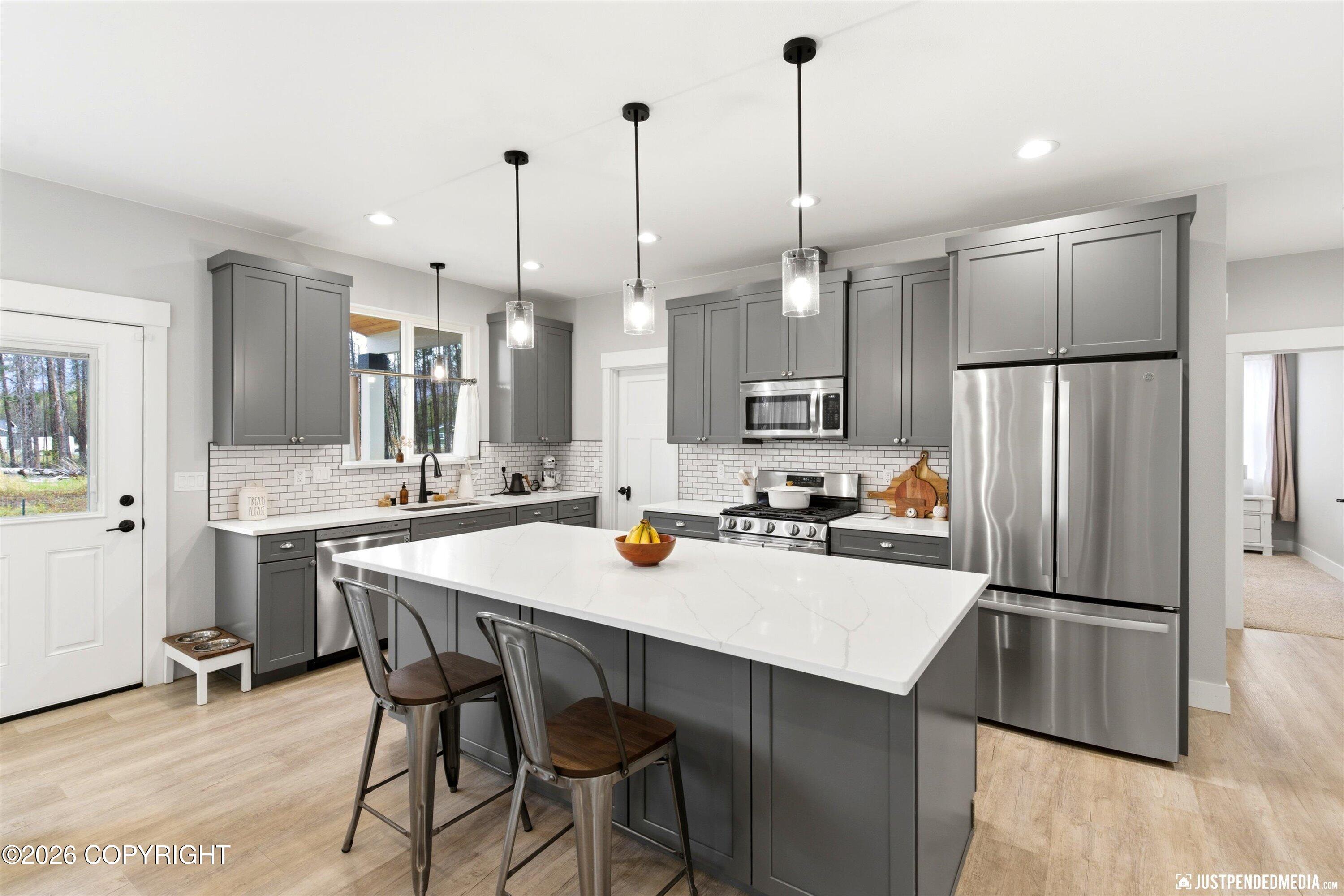 703 W Birdnest Drive — photo