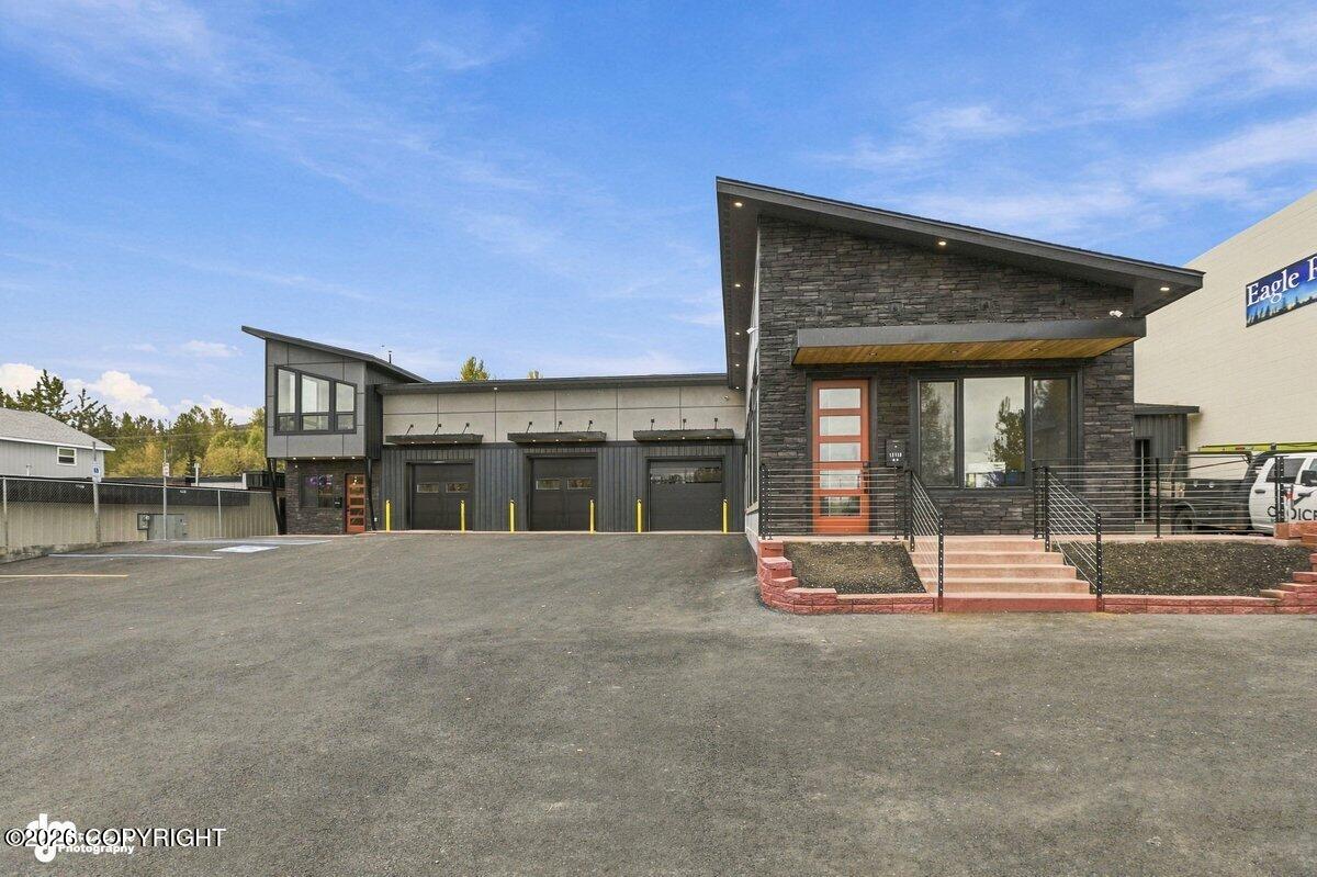 11115 Old Eagle River Road — photo
