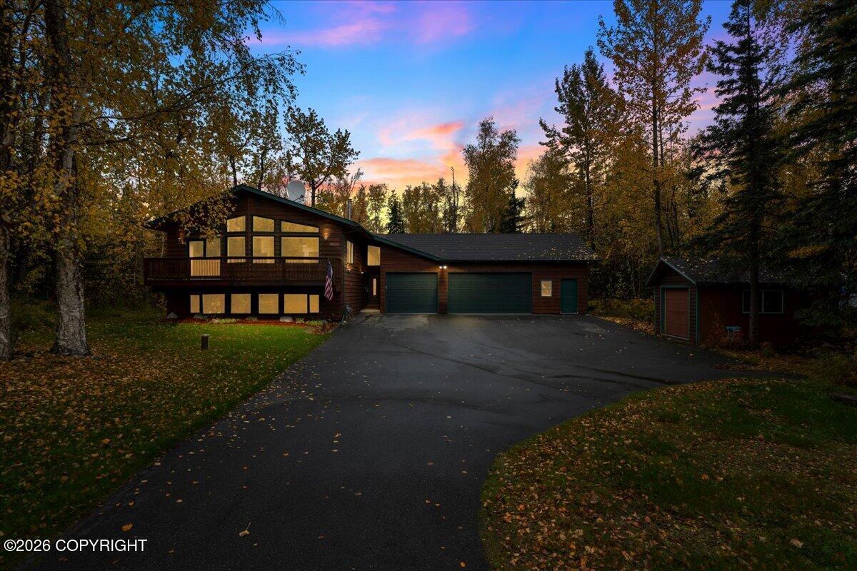 1031 E Susitna Bay — photo