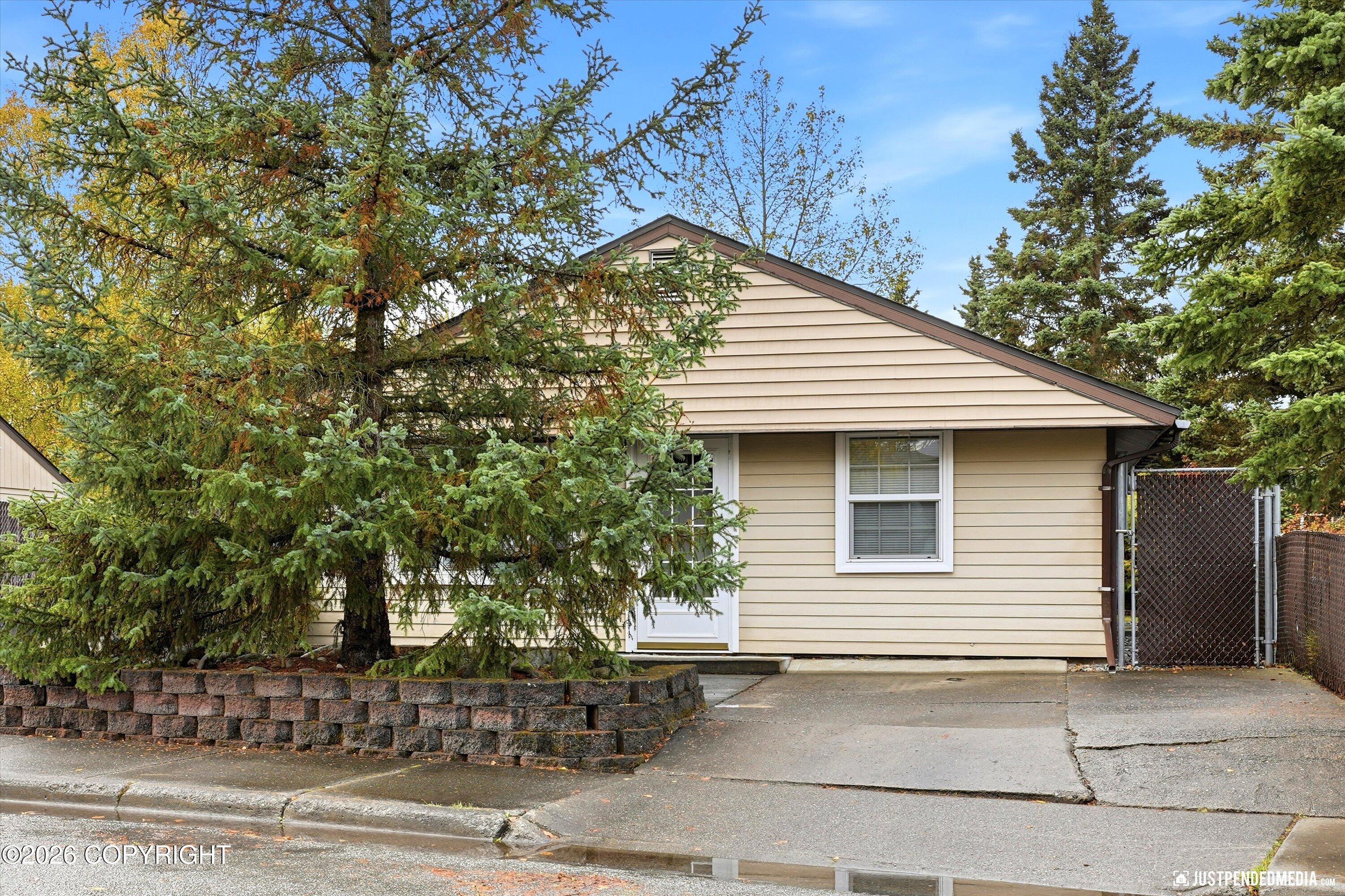 2132 Sunrise Drive — photo