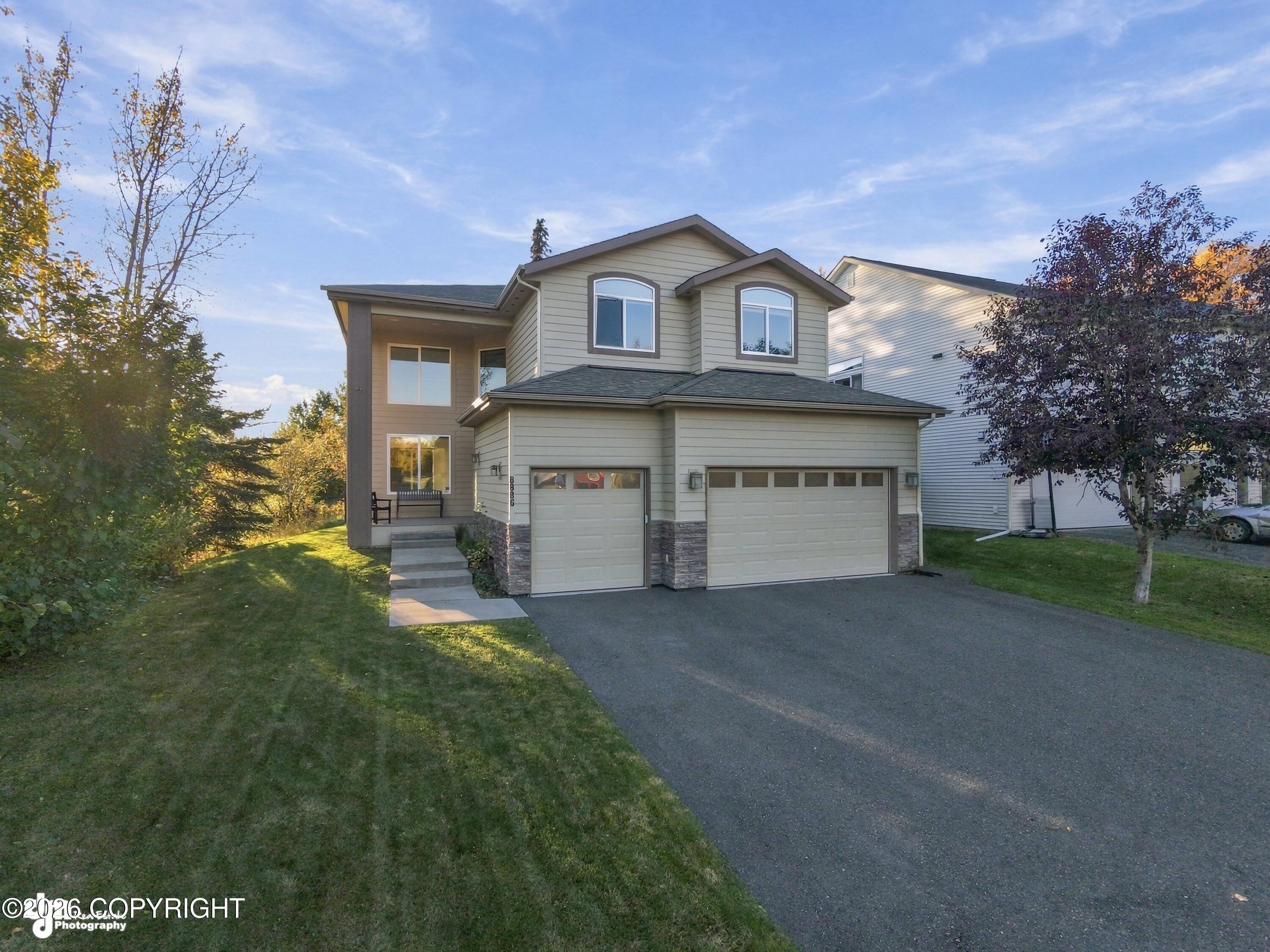 8886 Jade Street — photo