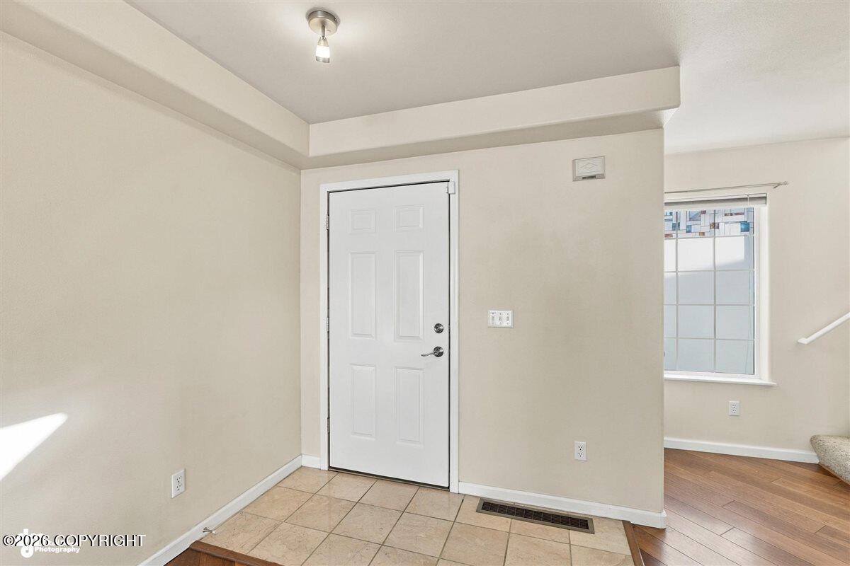 6943 Gold Kings Avenue Avenue #C — photo