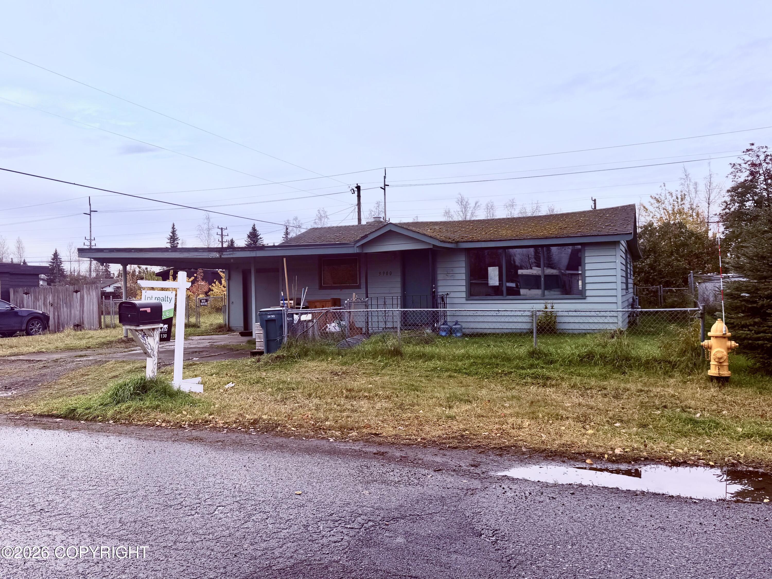 3900 Lois Drive — photo